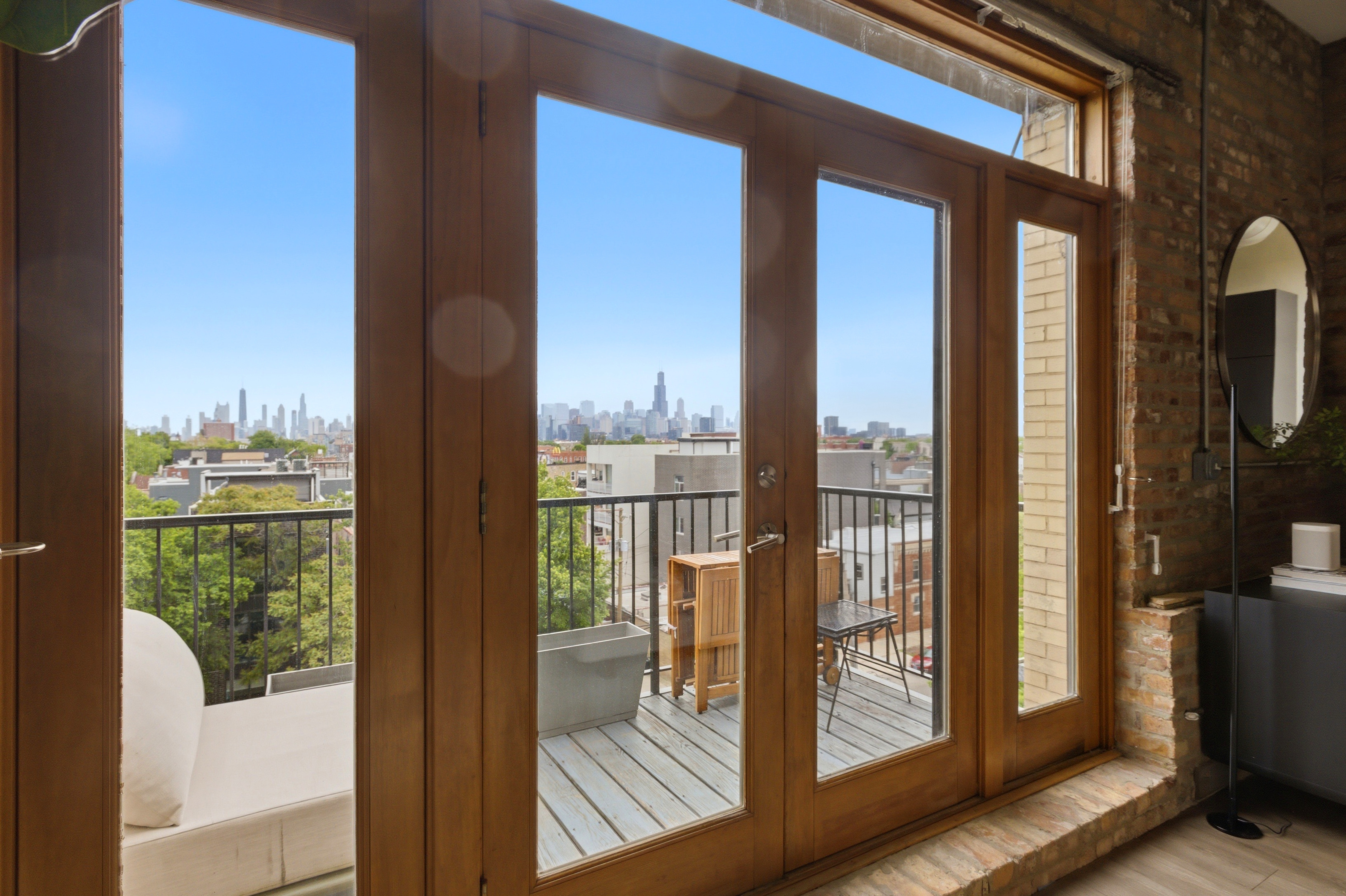  Penthouse Loft in the Heart of Ukrainian Village - 物件實景