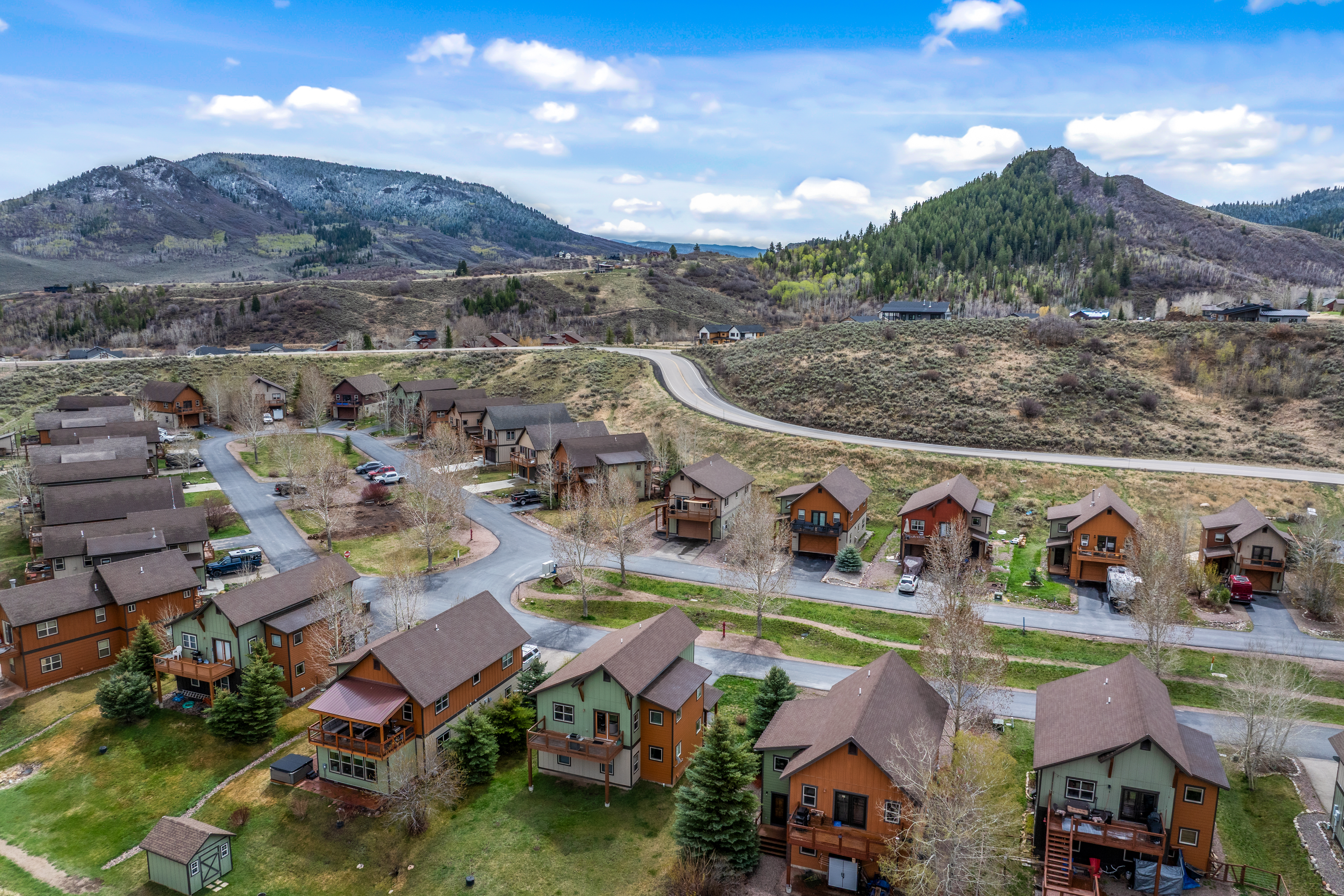  Updated Red Hawk Home w/ Spacious Layout - 物件實景