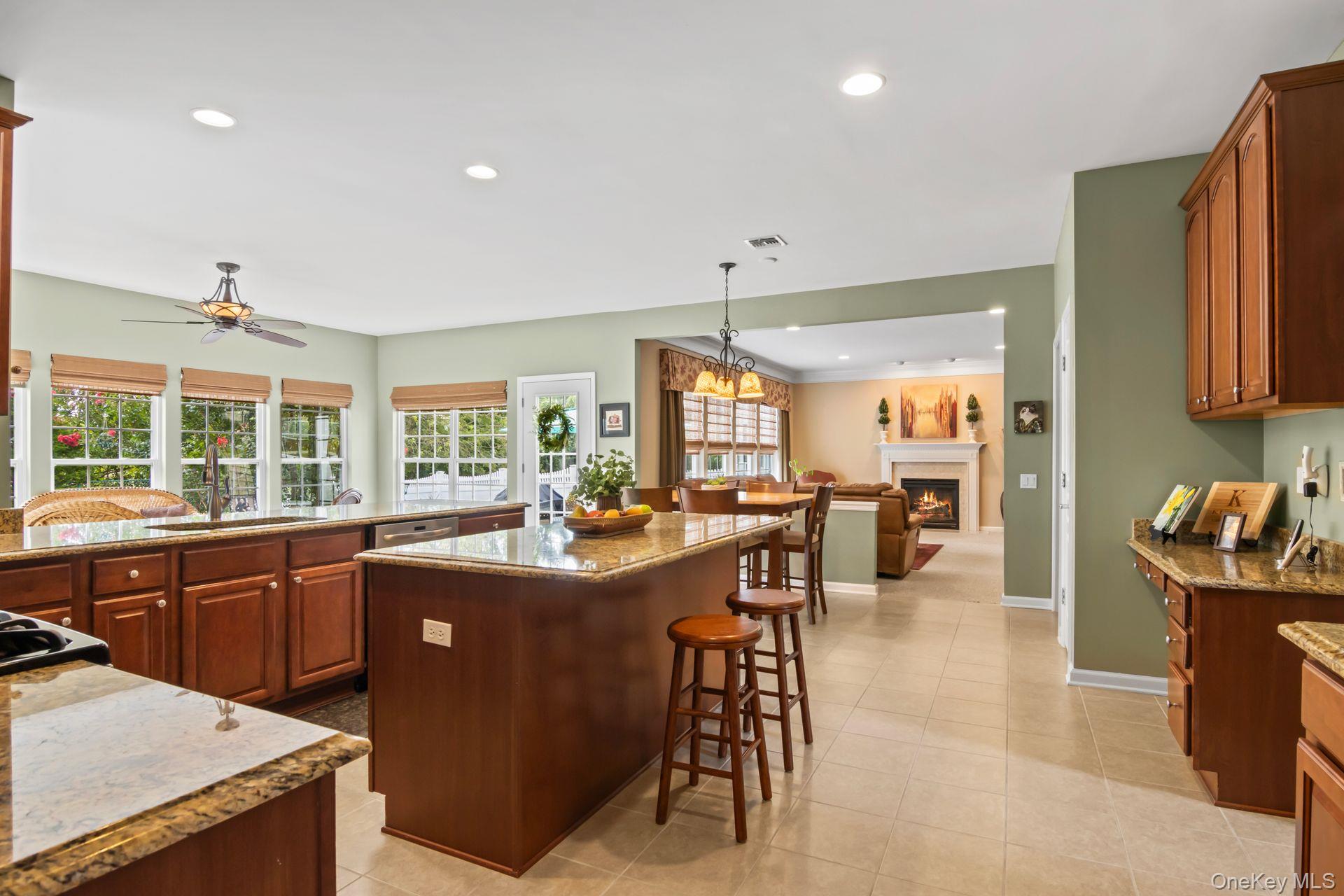 Mount Sinai, New York, 11766, United States, 4 Bedrooms Bedrooms, ,3 BathroomsBathrooms,Residential,For Sale,1934193