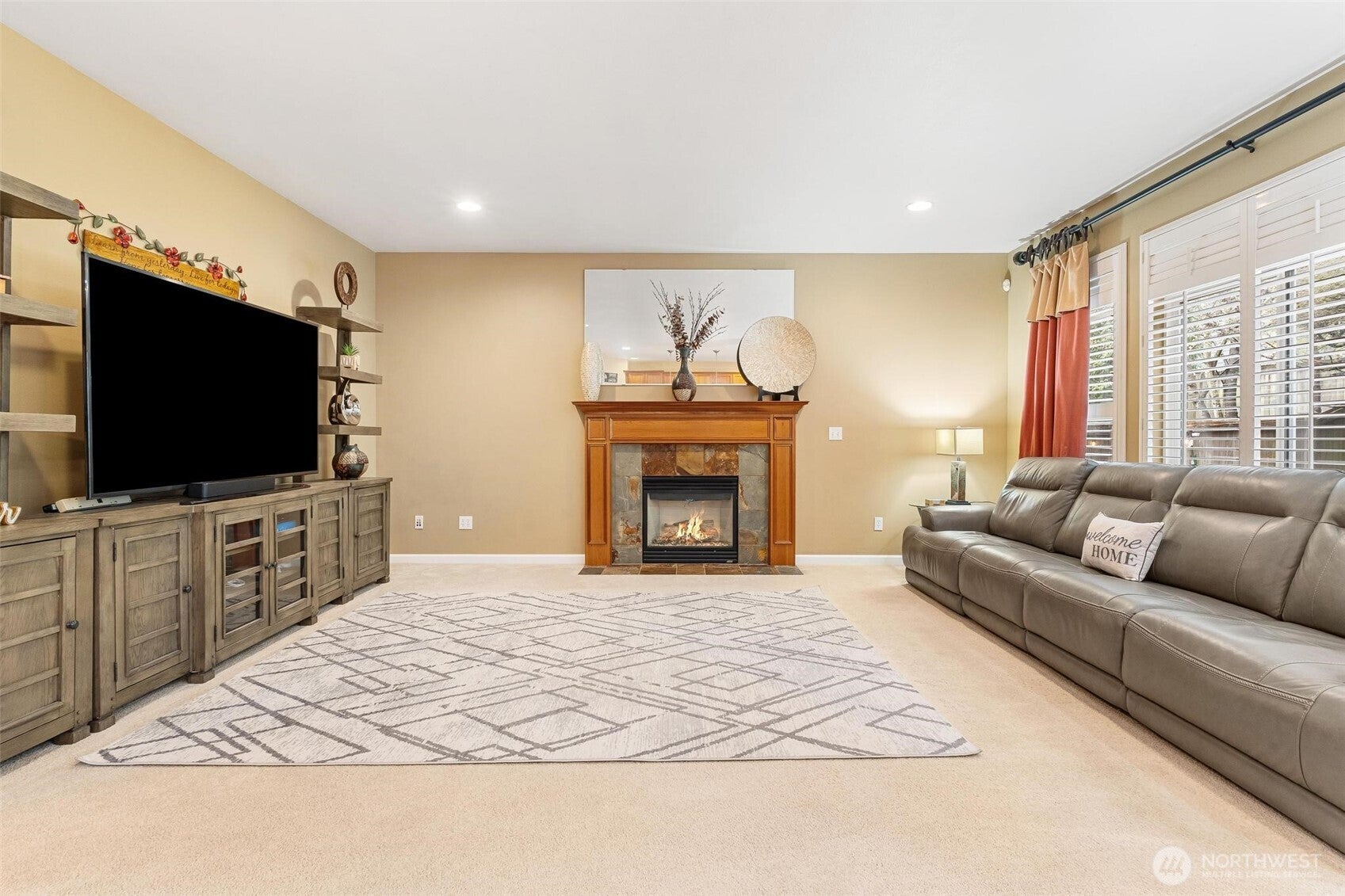 Mill Creek, Washington, 98012, United States, 5 Bedrooms Bedrooms, ,2 BathroomsBathrooms,Residential,For Sale,2034183