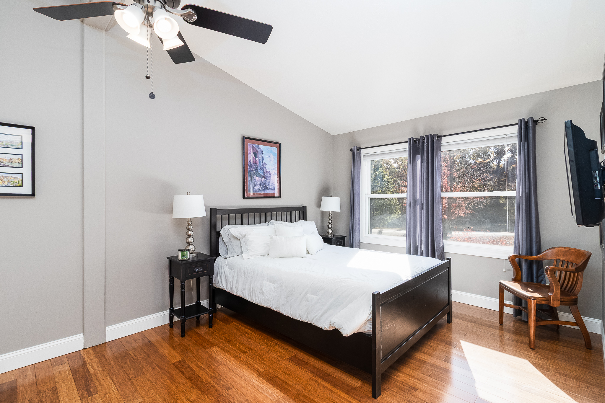 Charelston, Illinois, 61920, United States, 3 Bedrooms Bedrooms, ,3 BathroomsBathrooms,Residential,For Sale,1988576