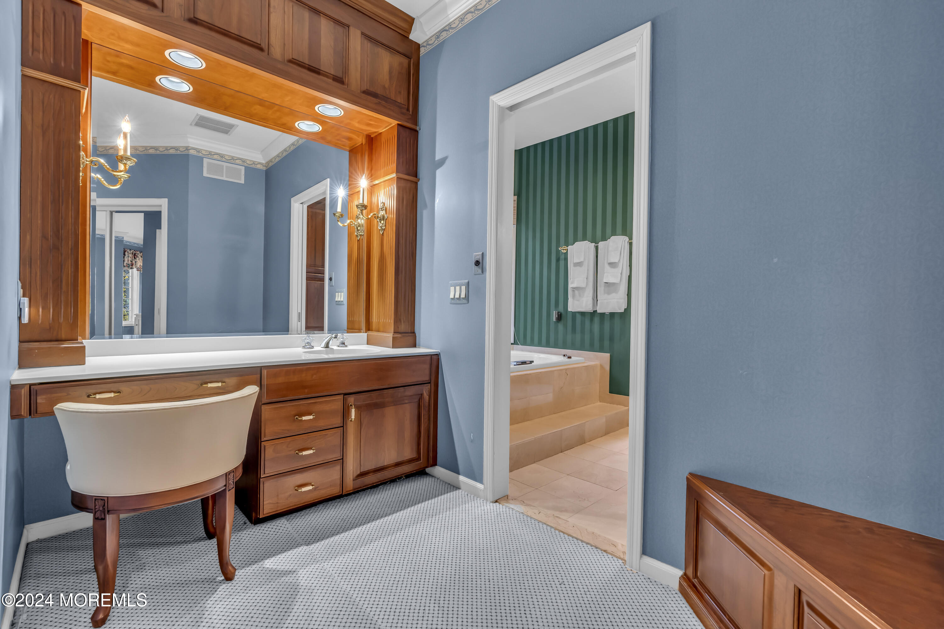 West Allenhurst, New Jersey, 07711, United States, 4 Bedrooms Bedrooms, ,6 BathroomsBathrooms,Residential,For Sale,2003191