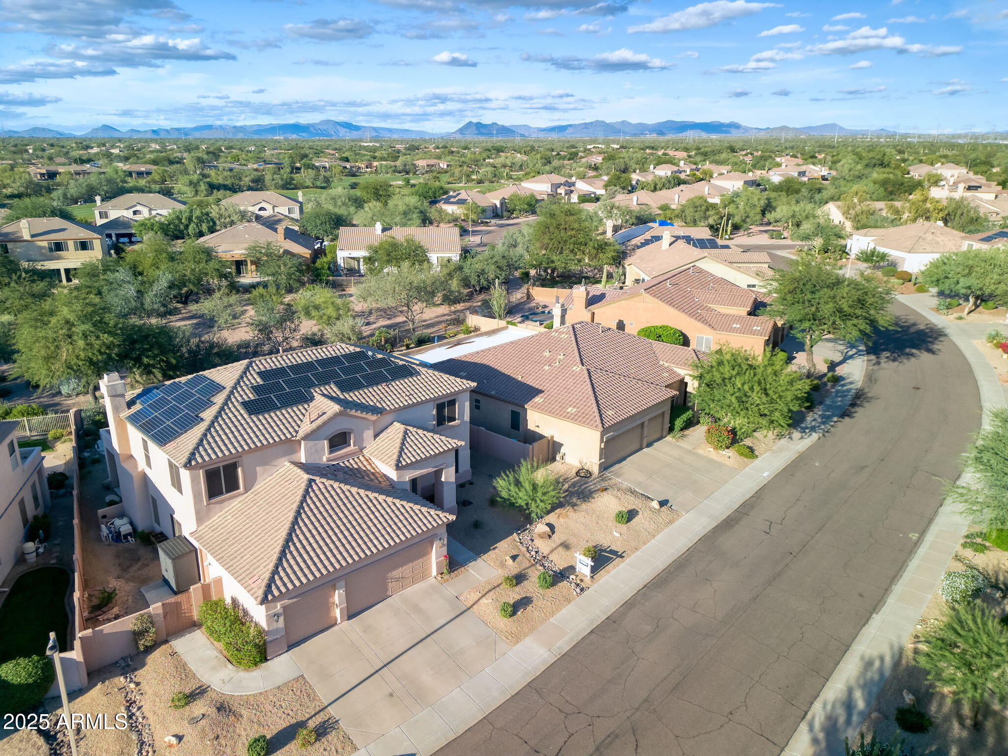 Phoenix, Arizona, 85054, United States, 5 Bedrooms Bedrooms, ,3 BathroomsBathrooms,Residential,For Sale,1996062