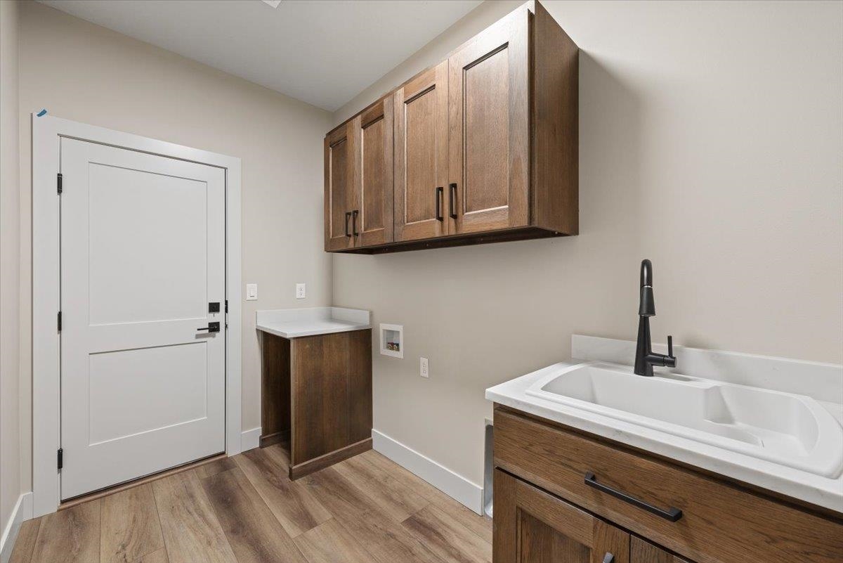 Spokane, Washington, 99223, United States, 3 Bedrooms Bedrooms, ,2 BathroomsBathrooms,Residential,For Sale,1805551