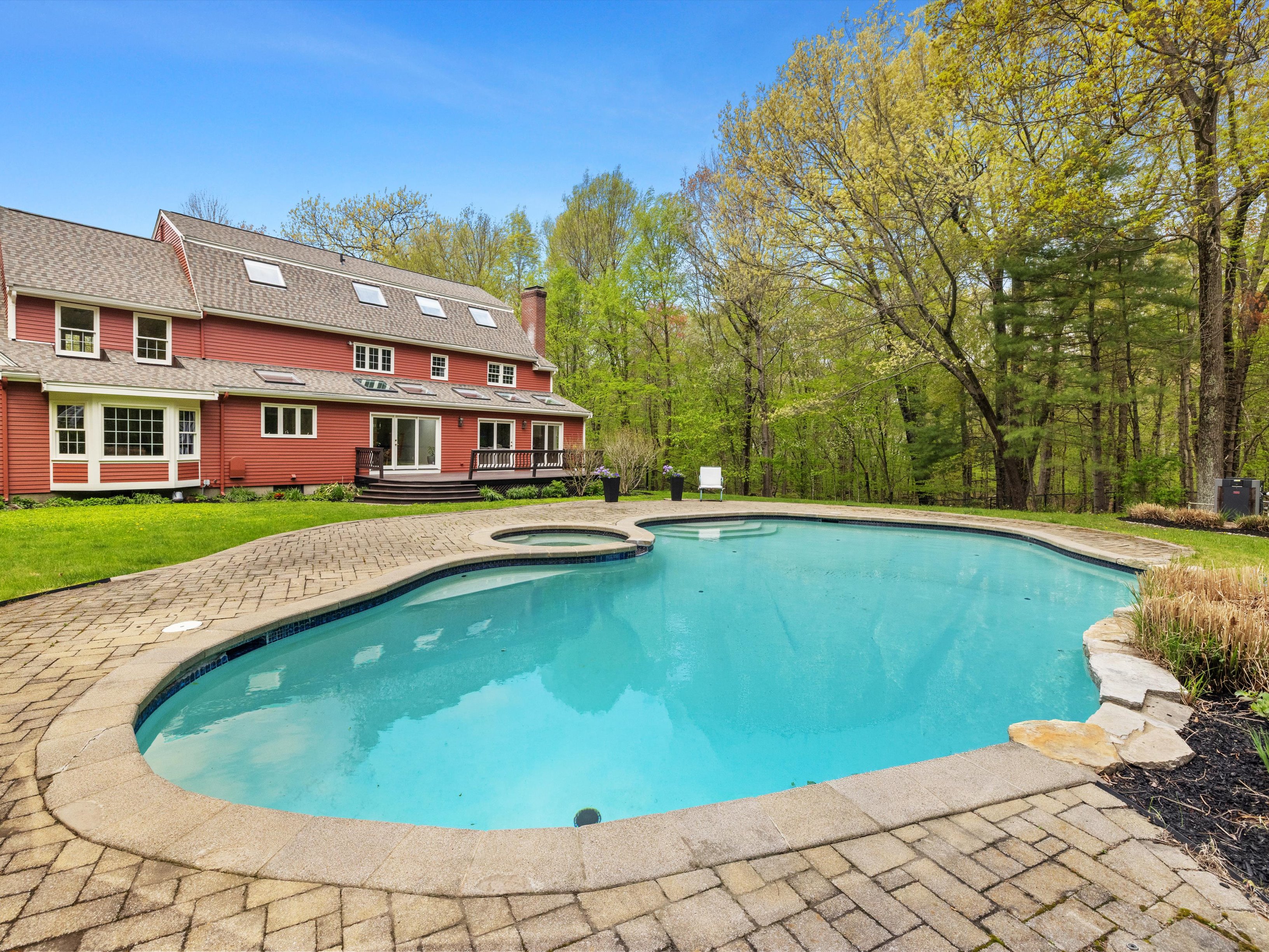  Stunning Fay Acres Colonial on almost 8 acres of land - 物件實景