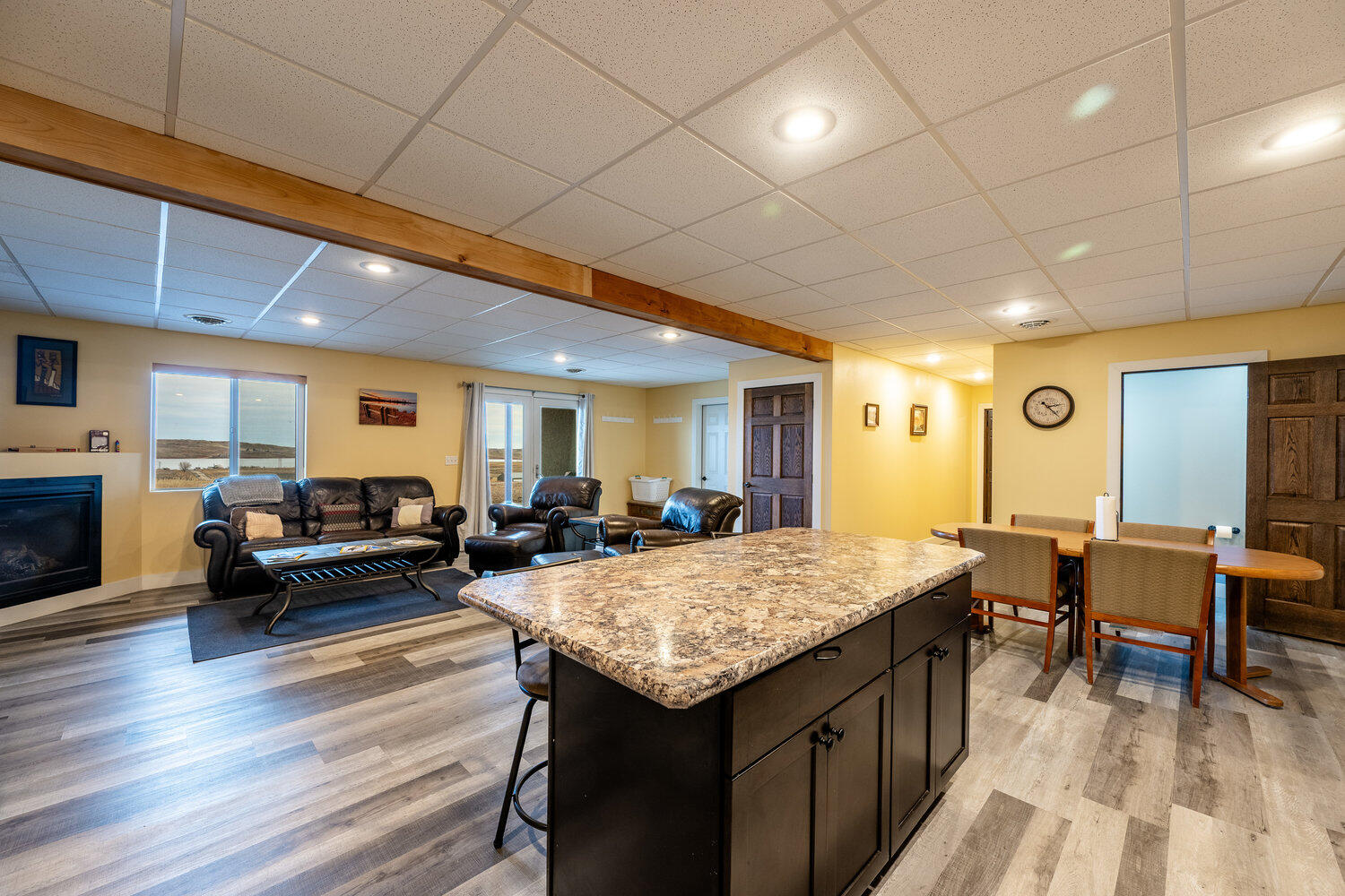 Buffalo, Wyoming, 82834, United States, 4 Bedrooms Bedrooms, ,4 BathroomsBathrooms,Residential,For Sale,1990981