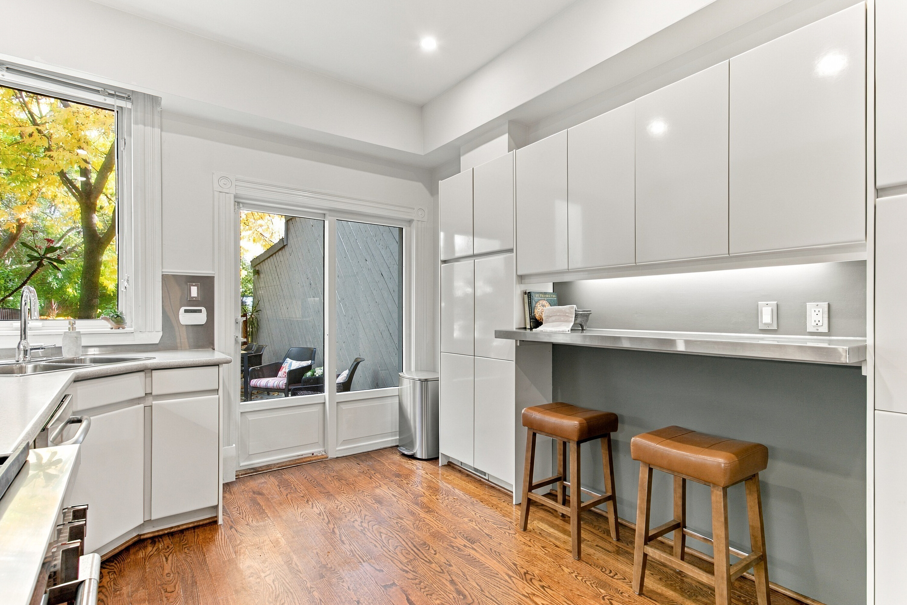  411 Wellesley Street E - 物件實景
