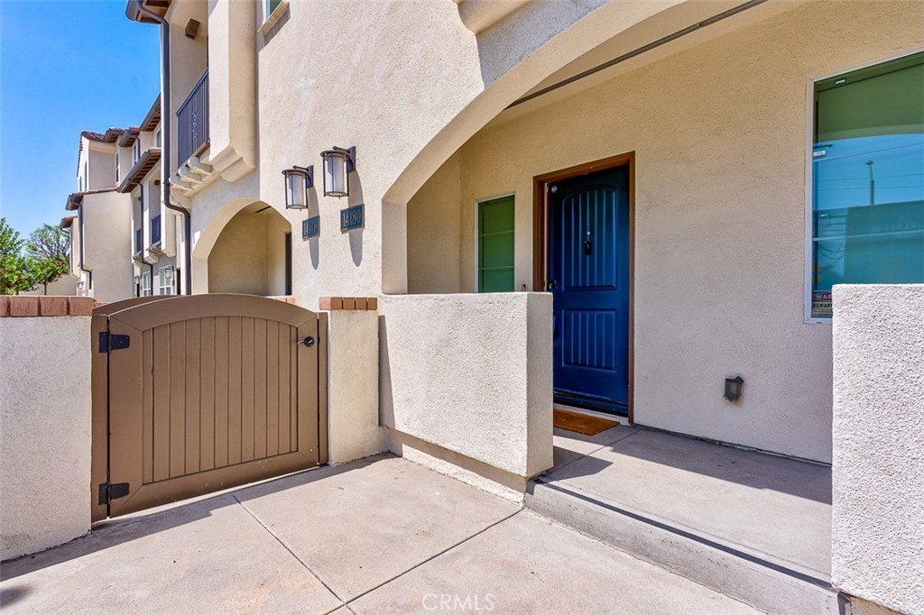 La Mirada, California, 90638, United States, 3 Bedrooms Bedrooms, ,4 BathroomsBathrooms,Residential,For Sale,1927510