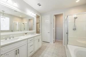Lancaster, California, 93536, United States, 4 Bedrooms Bedrooms, ,3 BathroomsBathrooms,Residential,For Sale,1898712