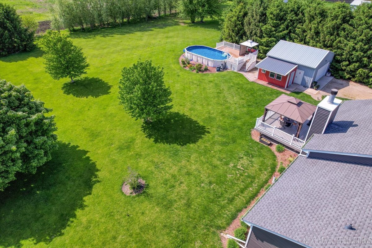 Leland, Illinois, 60531, United States, 3 Bedrooms Bedrooms, ,3 BathroomsBathrooms,Residential,For Sale,1980976