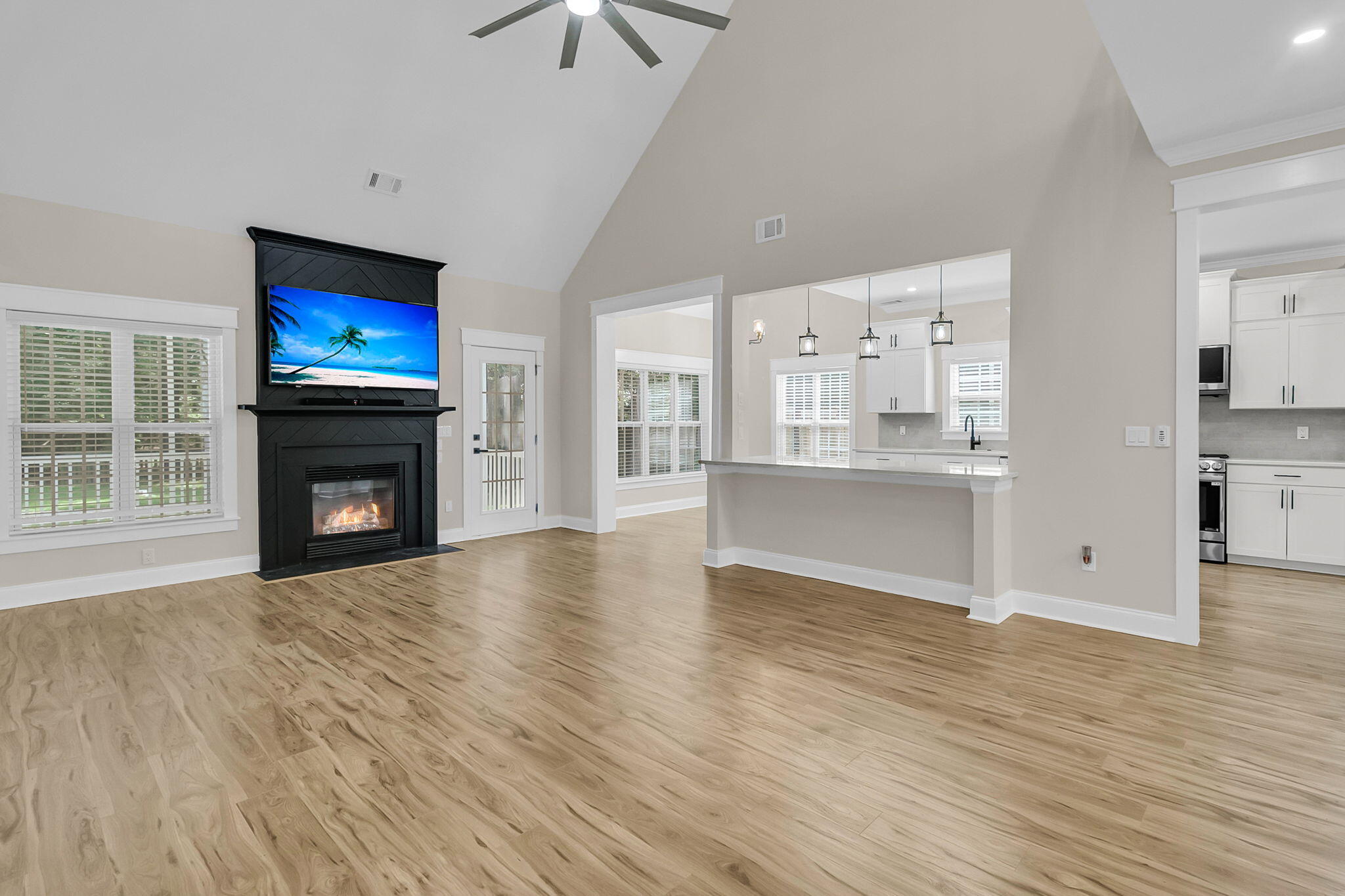 North Charleston, South Carolina, 29420, United States, 5 Bedrooms Bedrooms, ,4 BathroomsBathrooms,Residential,For Sale,1899453