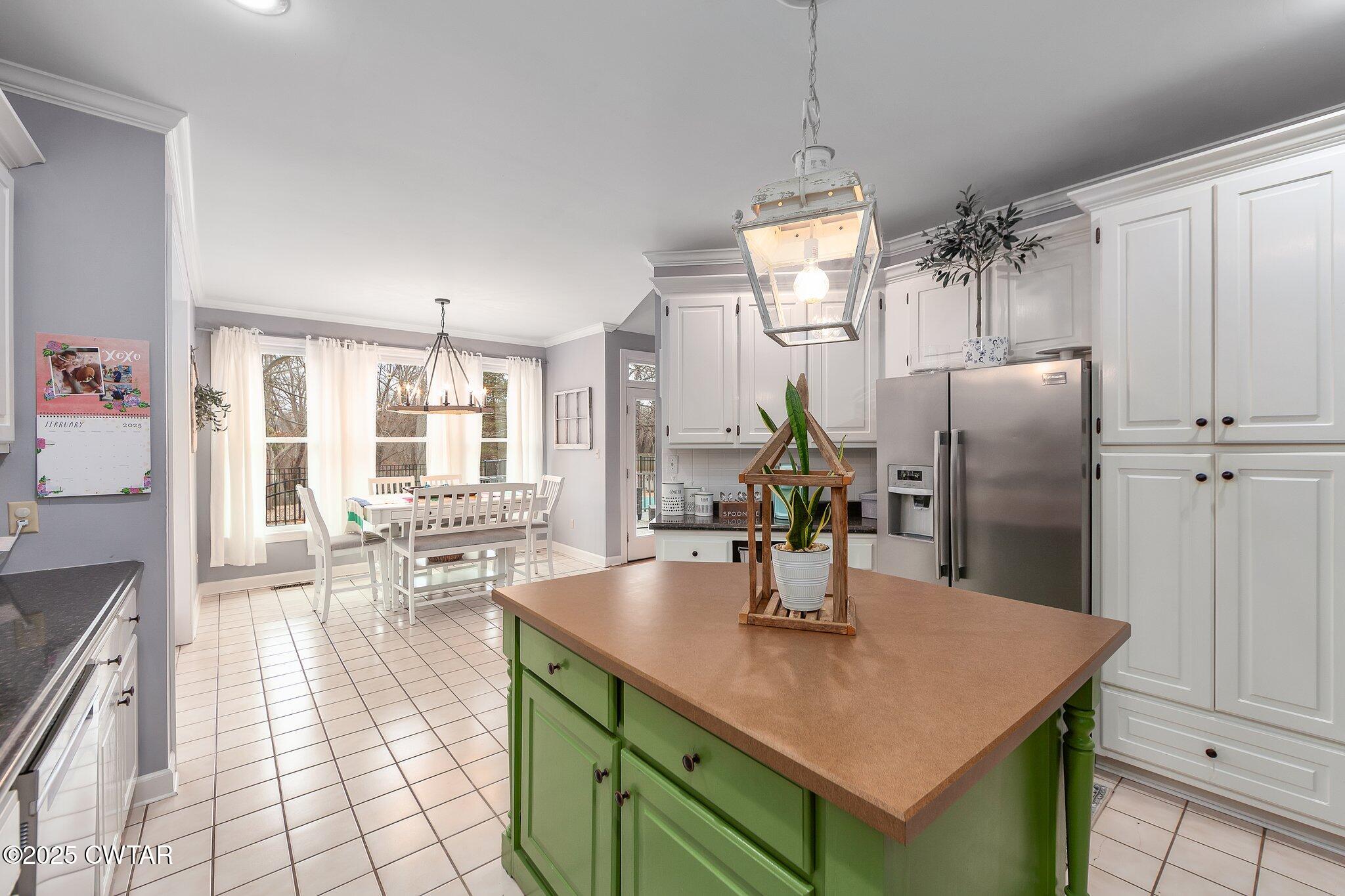 Jackson, Tennessee, 38305, United States, 4 Bedrooms Bedrooms, ,3 BathroomsBathrooms,Residential,For Sale,1894801