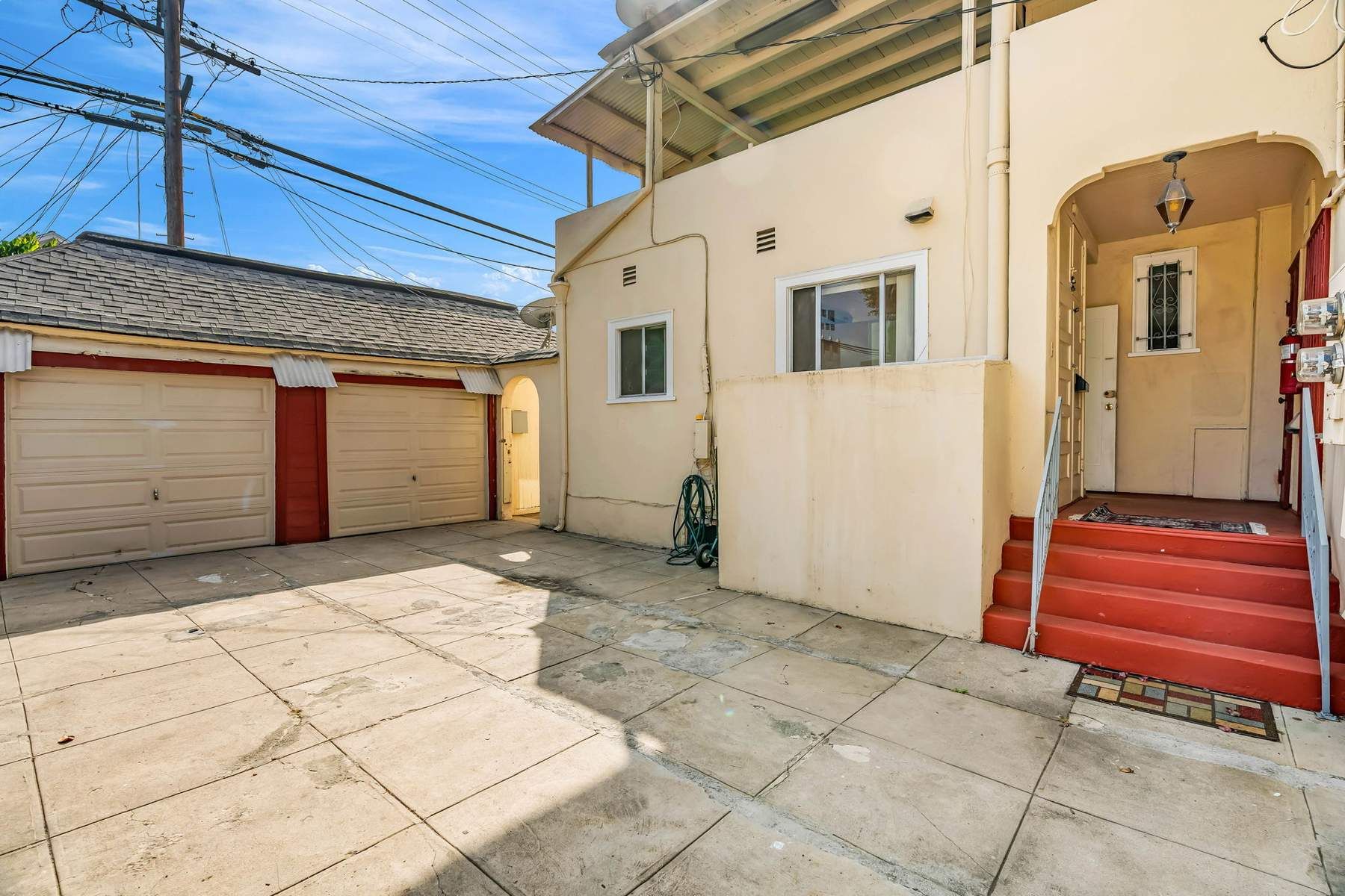  1412 S Victoria Ave - 物件實景