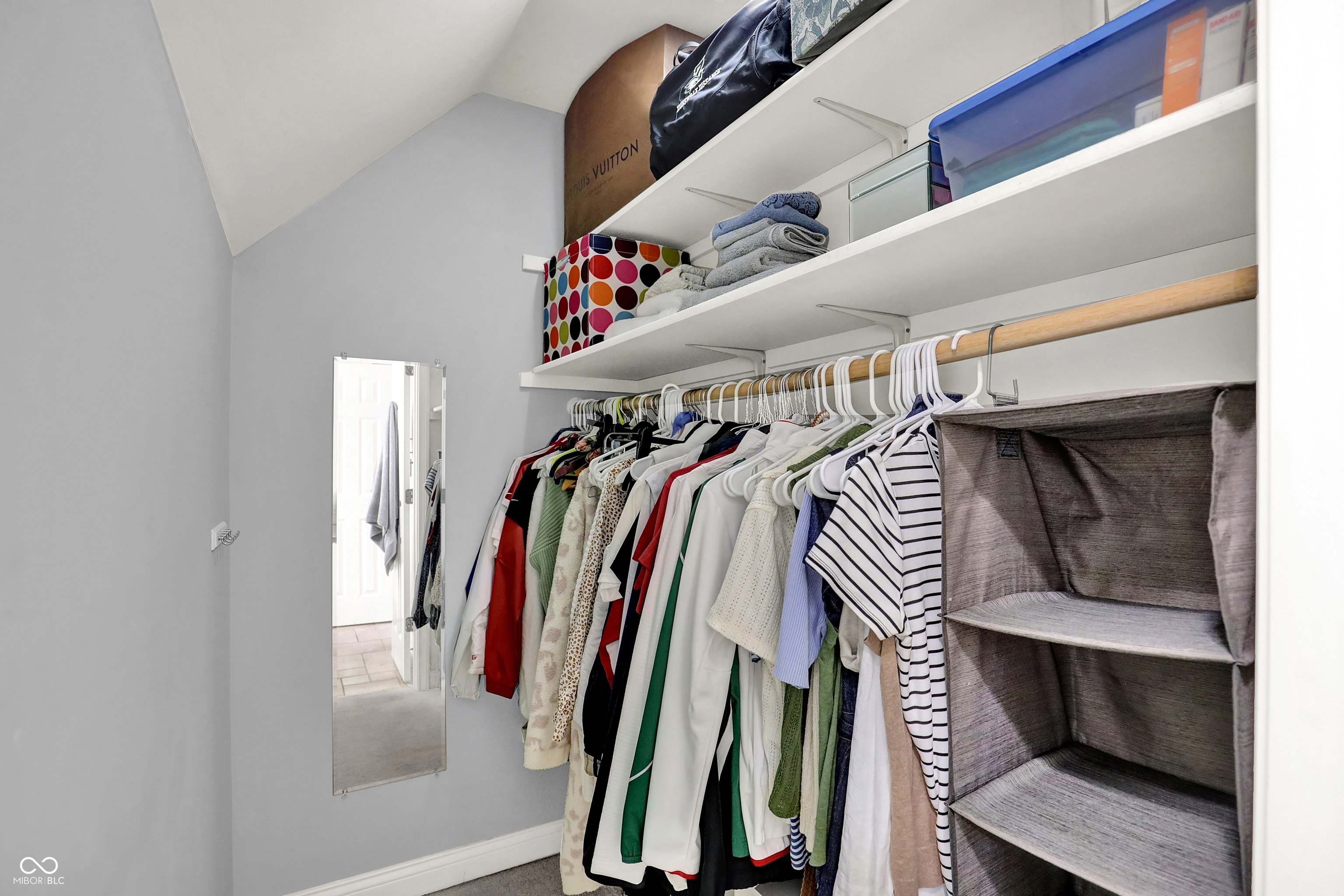 Zionsville, Indiana, 46077, United States, 5 Bedrooms Bedrooms, ,5 BathroomsBathrooms,Residential,For Sale,1978641