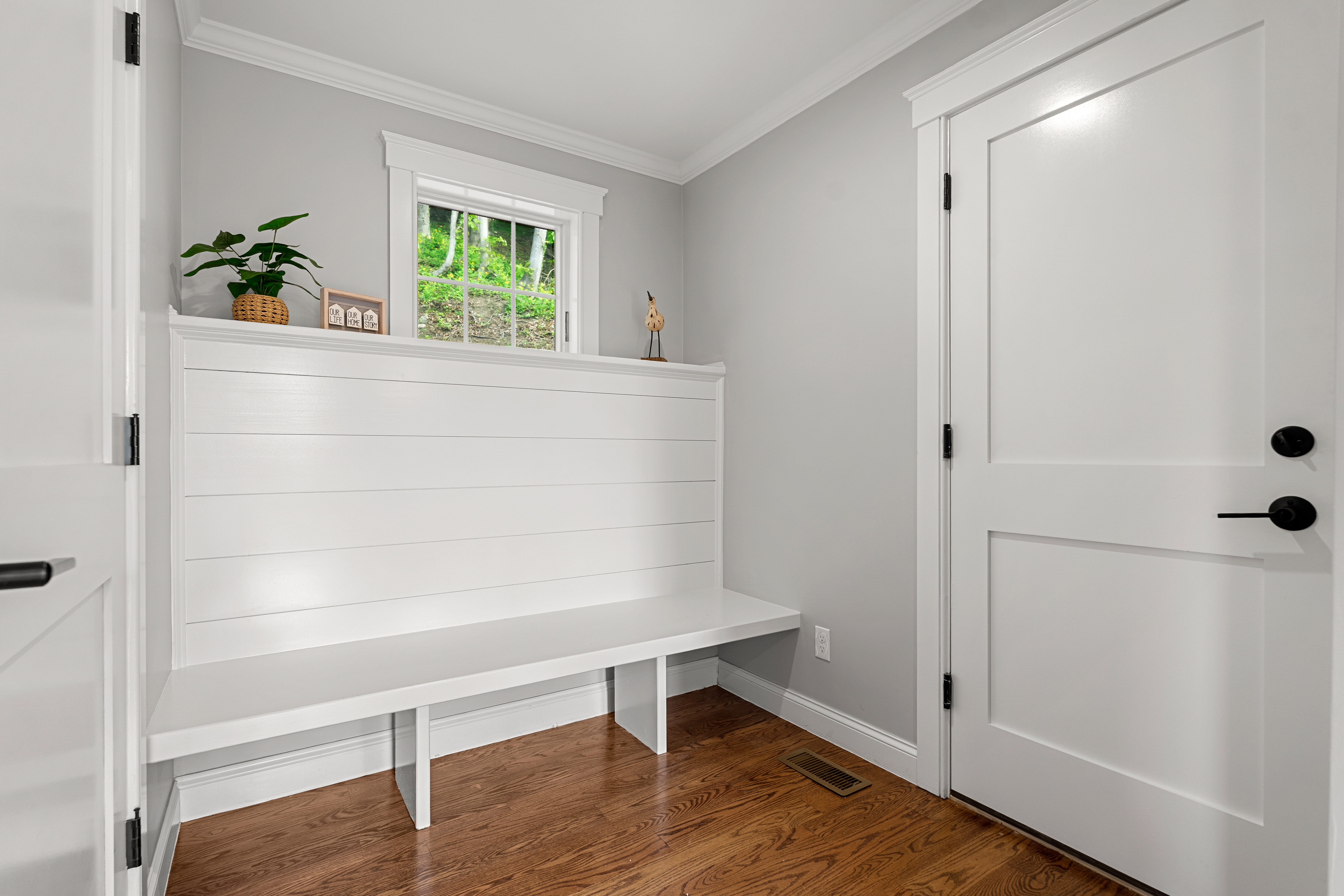  6 Monroe Street, Amesbury, MA, 01913 - 物件實景