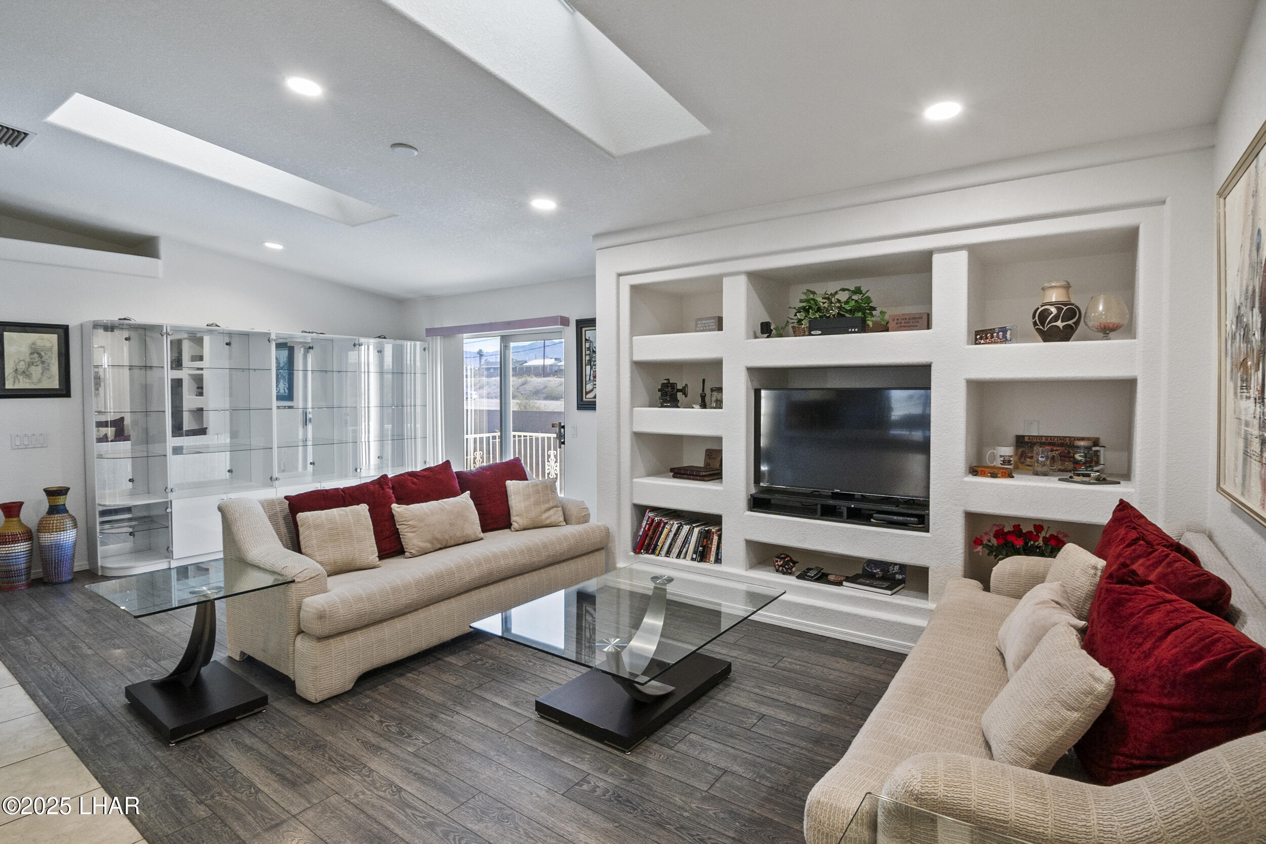 Lake Havasu City, Arizona, 86404, United States, 3 Bedrooms Bedrooms, ,1 BathroomBathrooms,Residential,For Sale,1883374