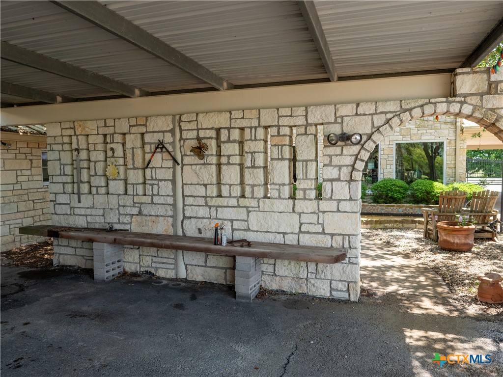 Edna, Texas, 77957, United States, 5 Bedrooms Bedrooms, ,5 BathroomsBathrooms,Residential,For Sale,1770365