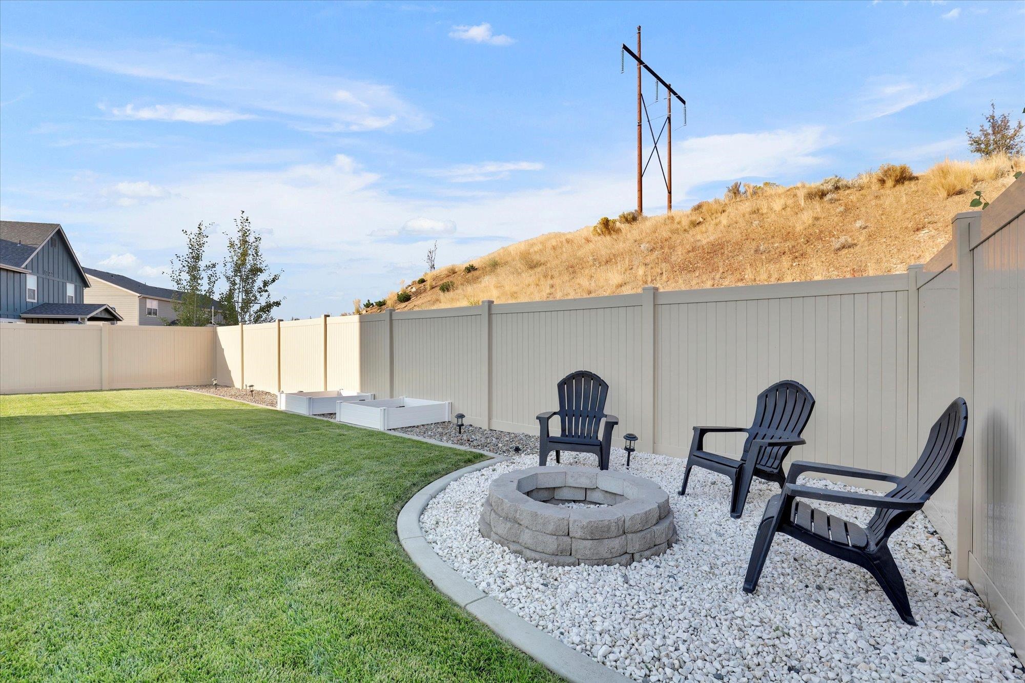 Liberty Lake, Washington, 99019, United States, 3 Bedrooms Bedrooms, ,3 BathroomsBathrooms,Residential,For Sale,1950733