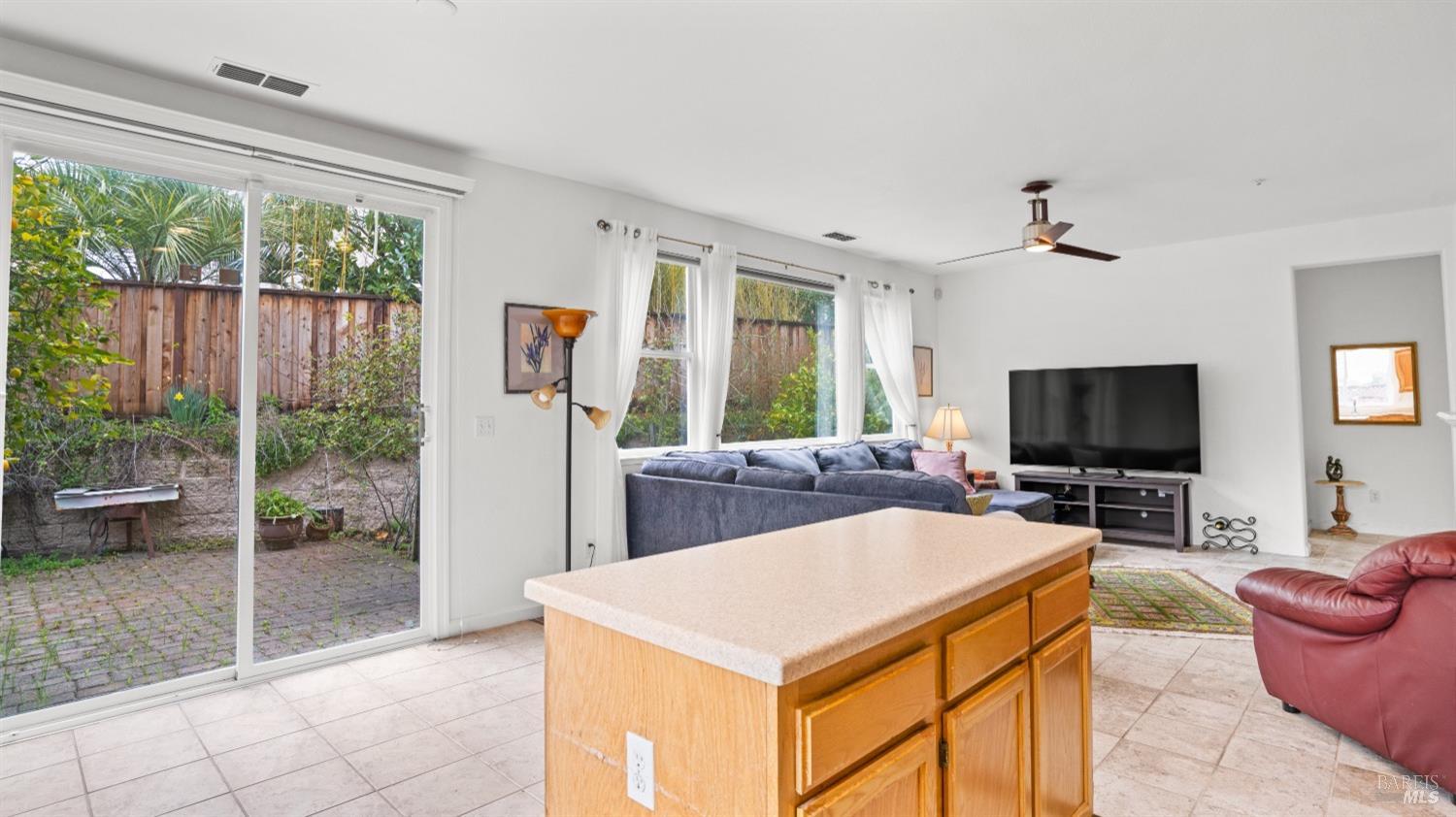 Petaluma, California, 94952, United States, 4 Bedrooms Bedrooms, ,3 BathroomsBathrooms,Residential,For Sale,1745107