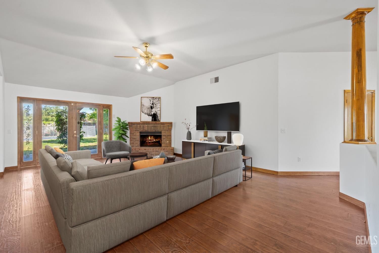 Bakersfield, California, 93311, United States, 5 Bedrooms Bedrooms, ,3 BathroomsBathrooms,Residential,For Sale,1941584