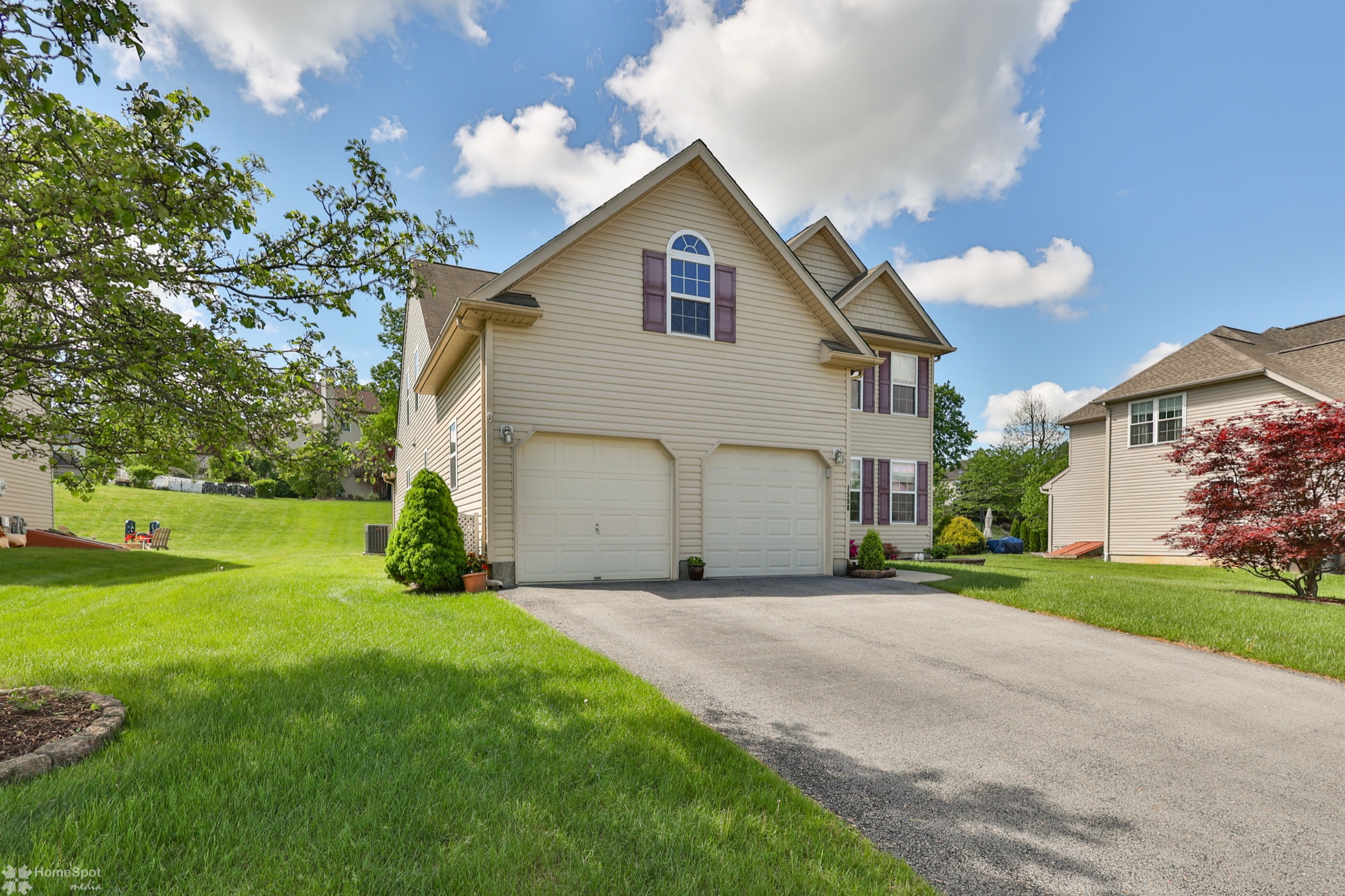 Allentown, Pennsylvania, 18104, United States, 4 Bedrooms Bedrooms, ,3 BathroomsBathrooms,Residential,For Sale,1937025