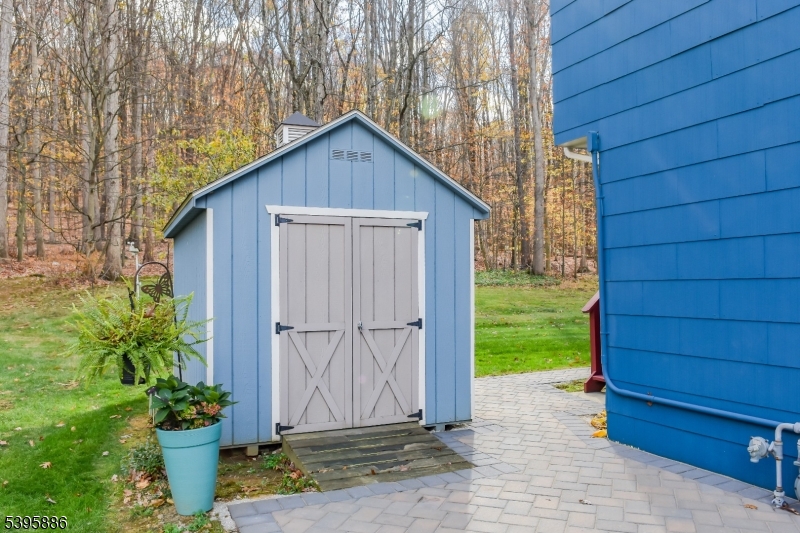 Mount Olive Twp., New Jersey, 07836, United States, 4 Bedrooms Bedrooms, ,2 BathroomsBathrooms,Residential,For Sale,1987785