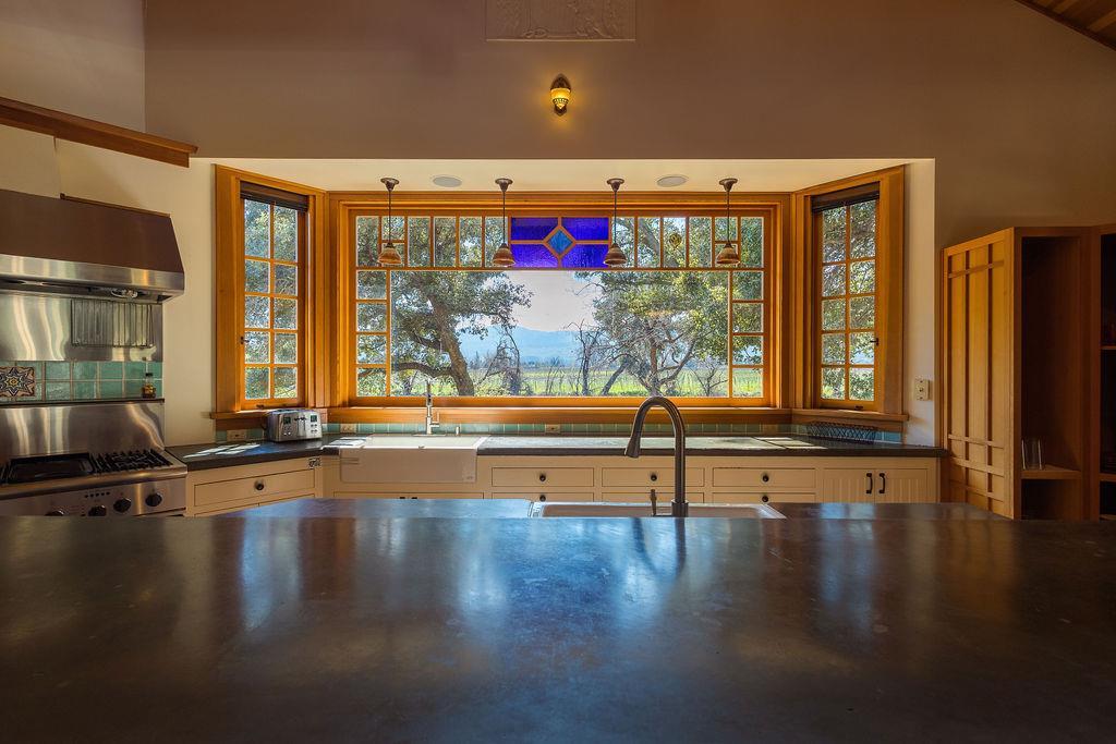 Saint Helena, California, 94574, United States, 4 Bedrooms Bedrooms, ,3 BathroomsBathrooms,Residential,For Sale,1967818