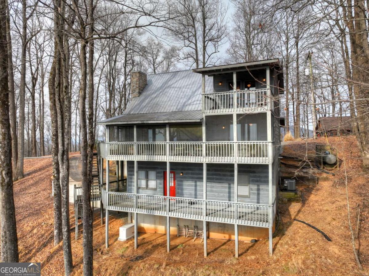 Ellijay, Georgia, 30536, United States, 4 Bedrooms Bedrooms, ,3 BathroomsBathrooms,Residential,For Sale,2011402