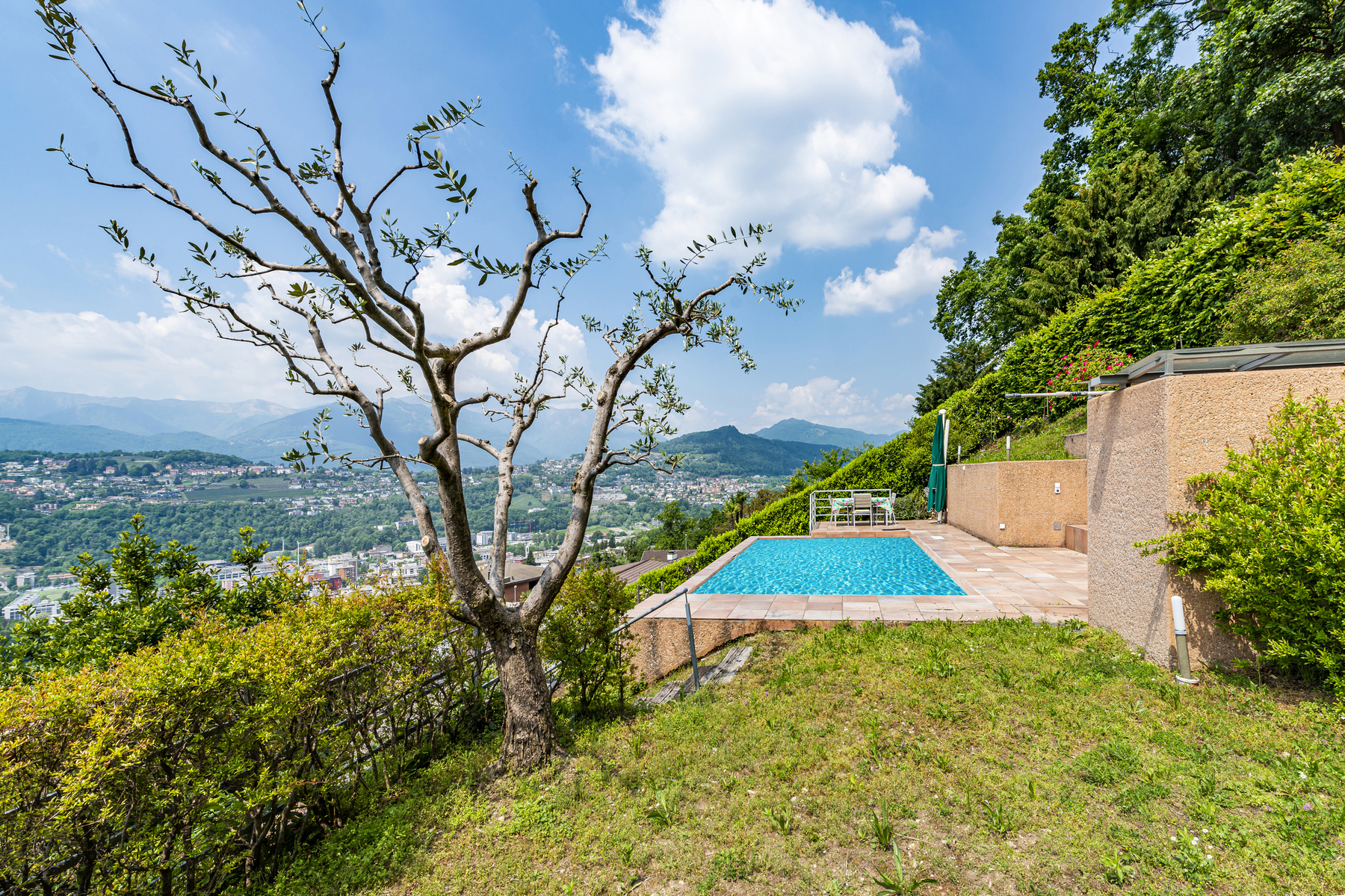  Modern house with beautiful lake view - 物件實景
