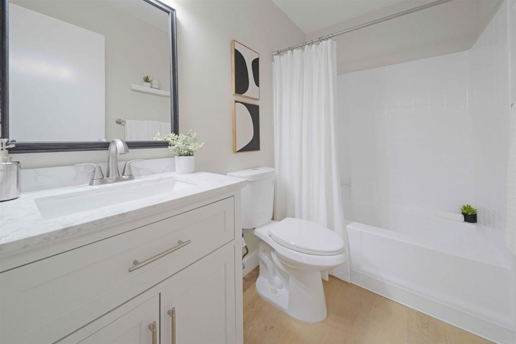 Chula Vista, California, 91910, United States, 2 Bedrooms Bedrooms, ,2 BathroomsBathrooms,Residential,For Sale,1949170