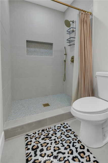 Long Beach, California, 90805, United States, 3 Bedrooms Bedrooms, ,1 BathroomBathrooms,Residential,For Sale,2007827