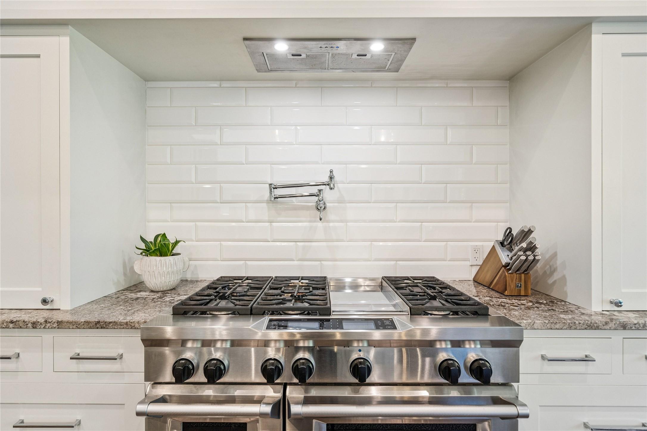 Polk City, Iowa, 50226, United States, 5 Bedrooms Bedrooms, ,5 BathroomsBathrooms,Residential,For Sale,1977083