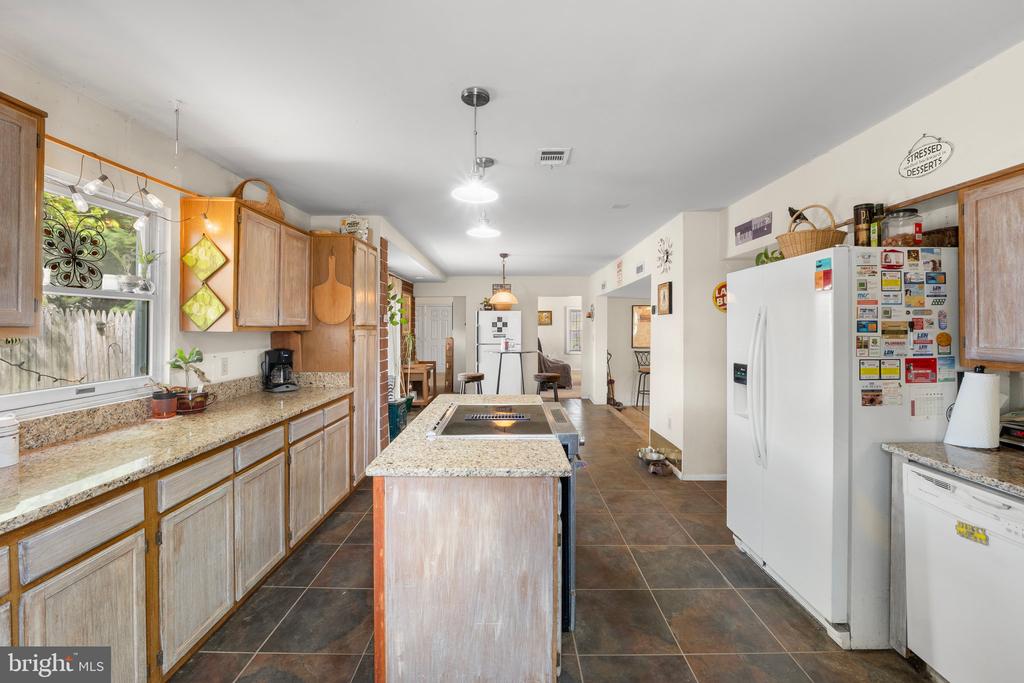 Woodbine, Maryland, 21797, United States, 4 Bedrooms Bedrooms, ,3 BathroomsBathrooms,Residential,For Sale,1921948