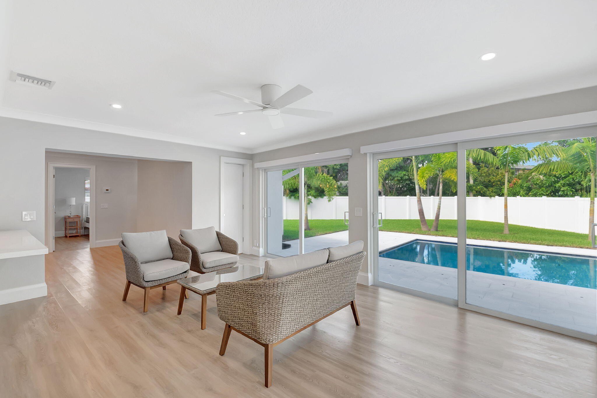 Boynton Beach, Florida, 33435, United States, 3 Bedrooms Bedrooms, ,2 BathroomsBathrooms,Residential,For Sale,1987392