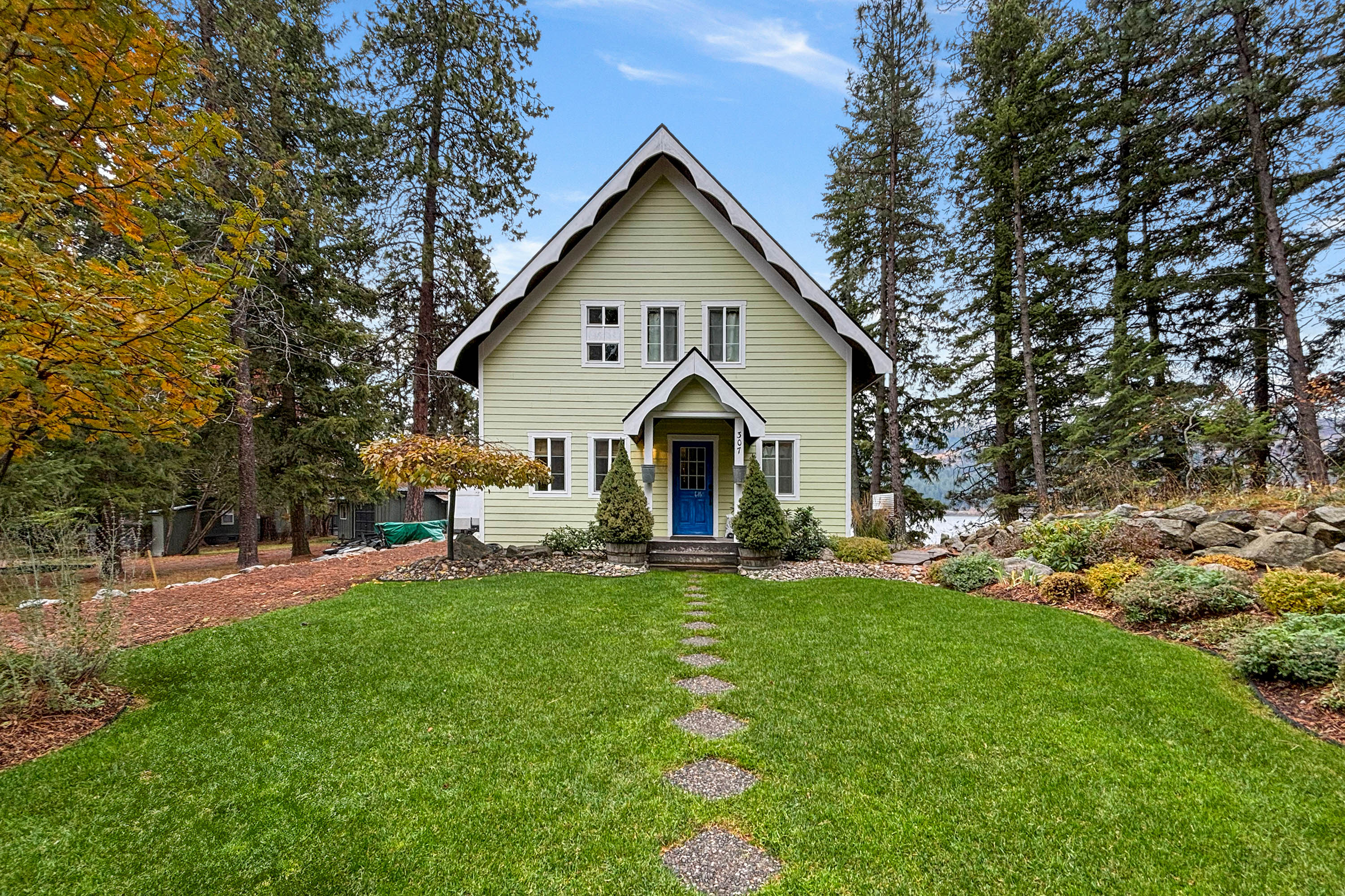 Cocolalla, Idaho, 83813, United States, 3 Bedrooms Bedrooms, ,2 BathroomsBathrooms,Residential,For Sale,1765534