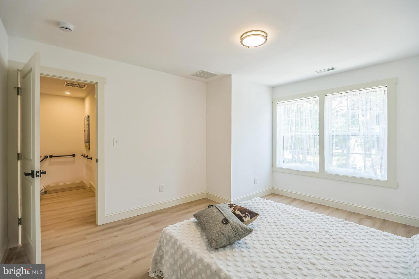 Collingswood, New Jersey, 08107, United States, 3 Bedrooms Bedrooms, ,4 BathroomsBathrooms,Residential,For Sale,1984661