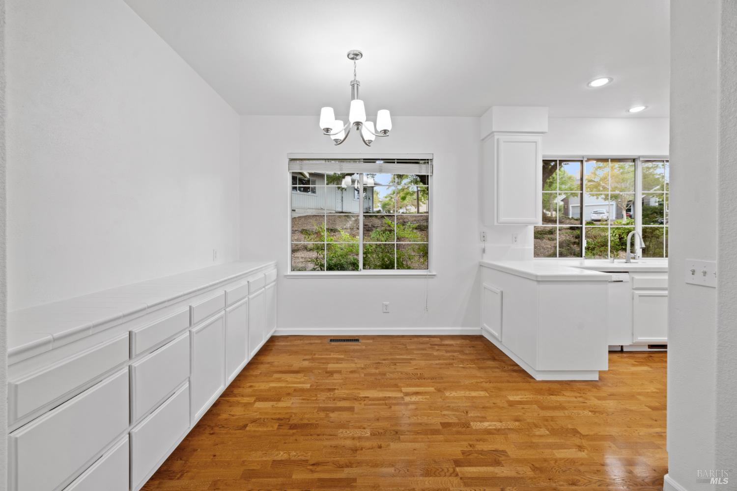 Santa Rosa, California, 95409, United States, 3 Bedrooms Bedrooms, ,3 BathroomsBathrooms,Residential,For Sale,1975608