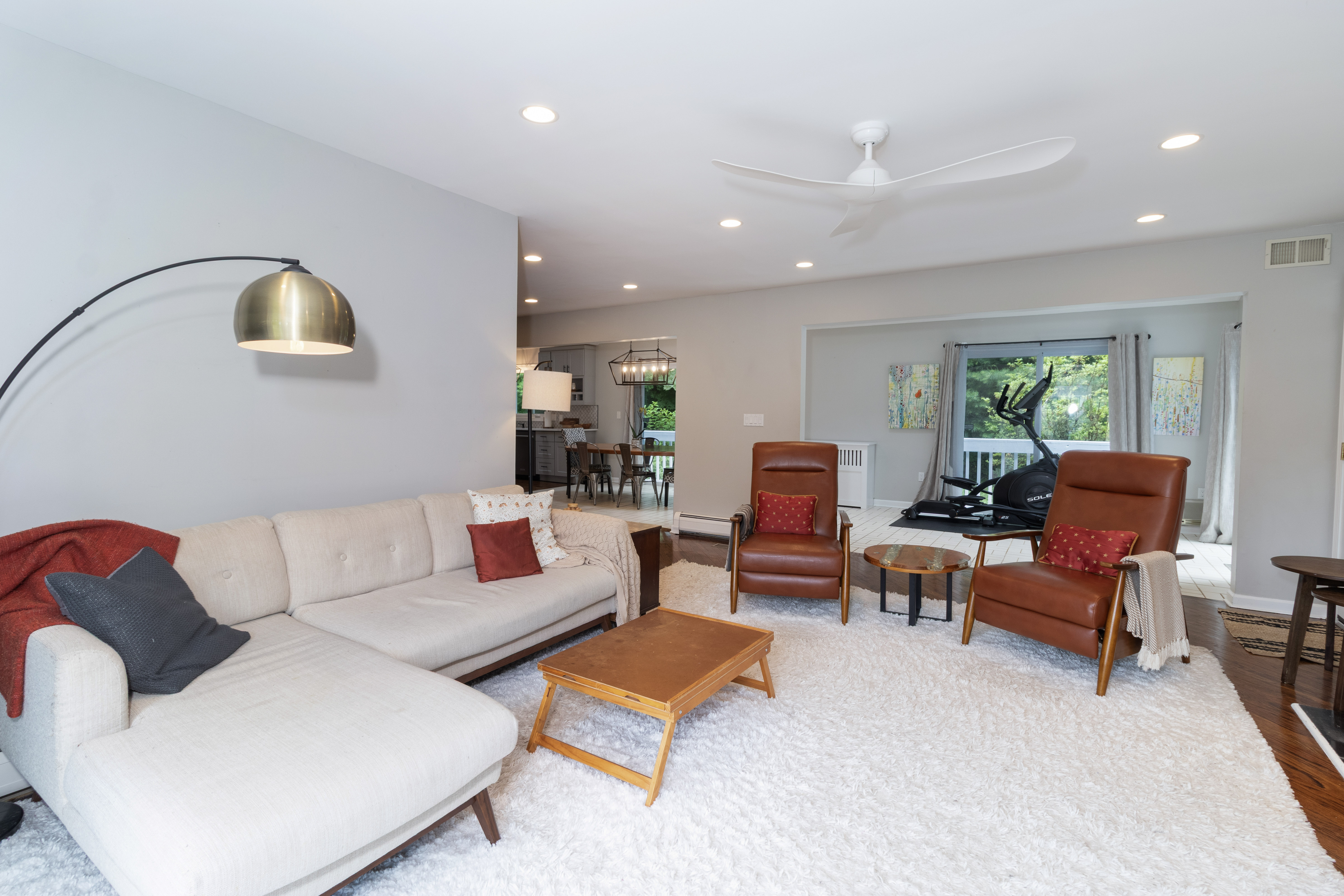  216 Bluff View Drive - 物件實景