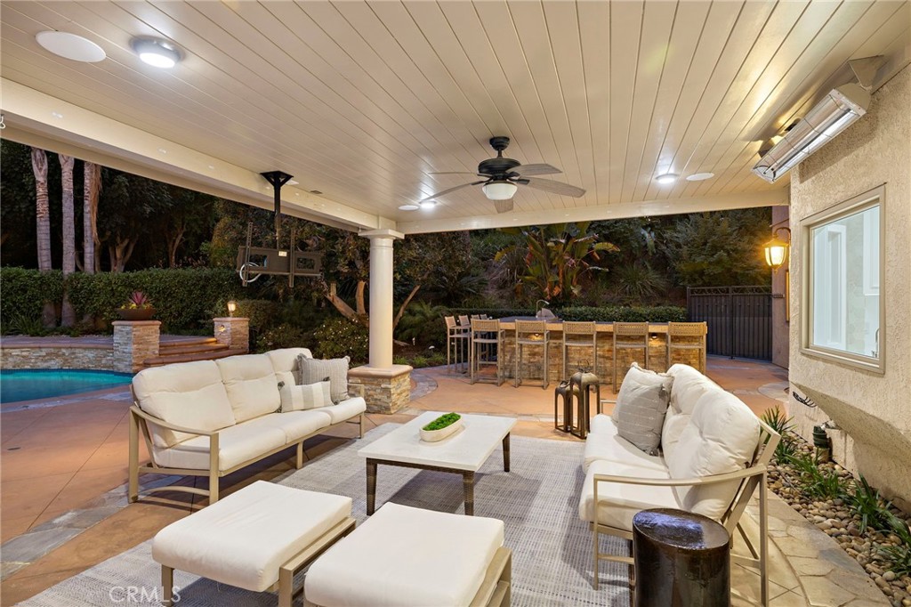Laguna Hills, California, 92653, United States, 7 Bedrooms Bedrooms, ,5 BathroomsBathrooms,Residential,For Sale,1941687
