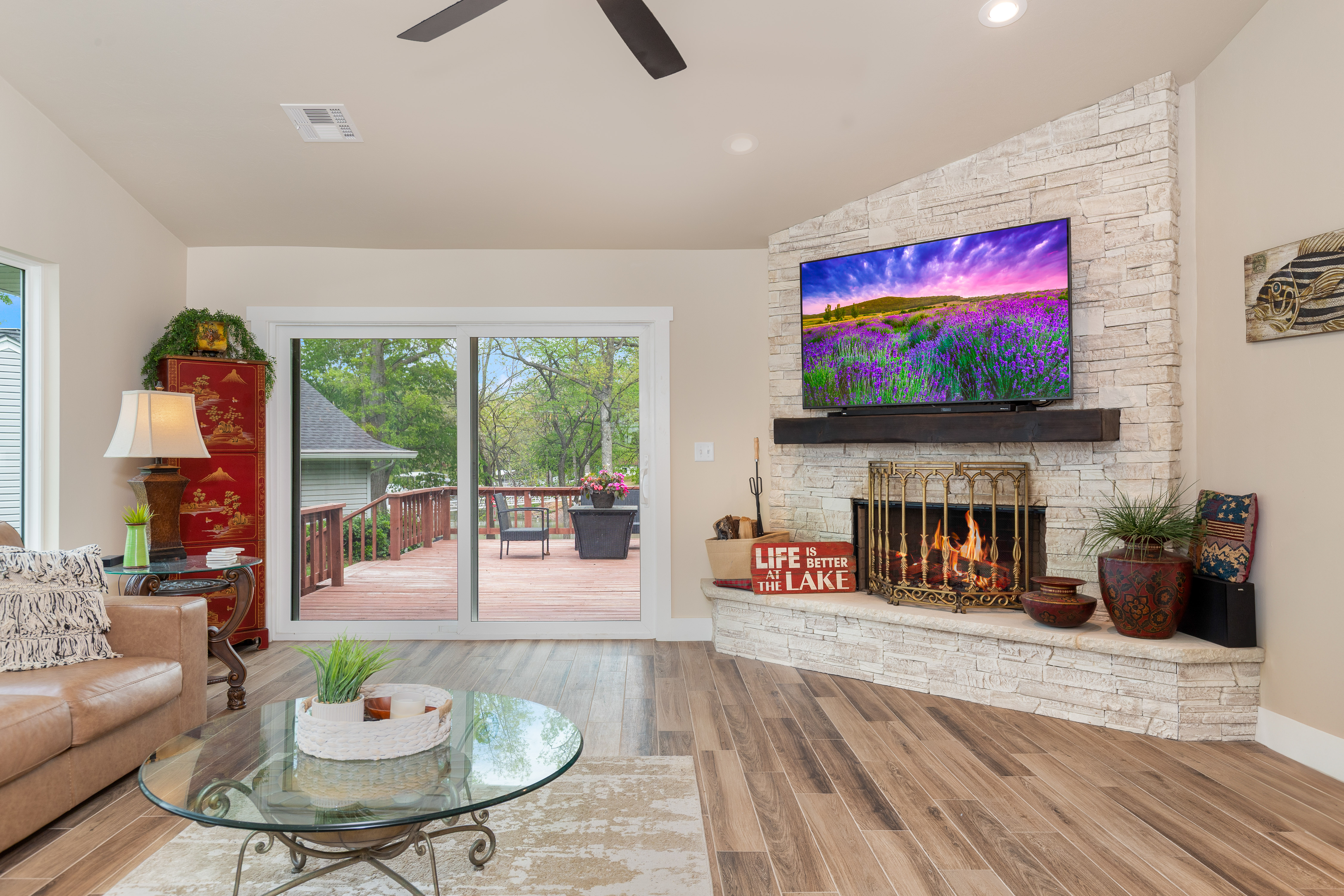 Monkey Island, Oklahoma, 74331, United States, 3 Bedrooms Bedrooms, ,2 BathroomsBathrooms,Residential,For Sale,1828167