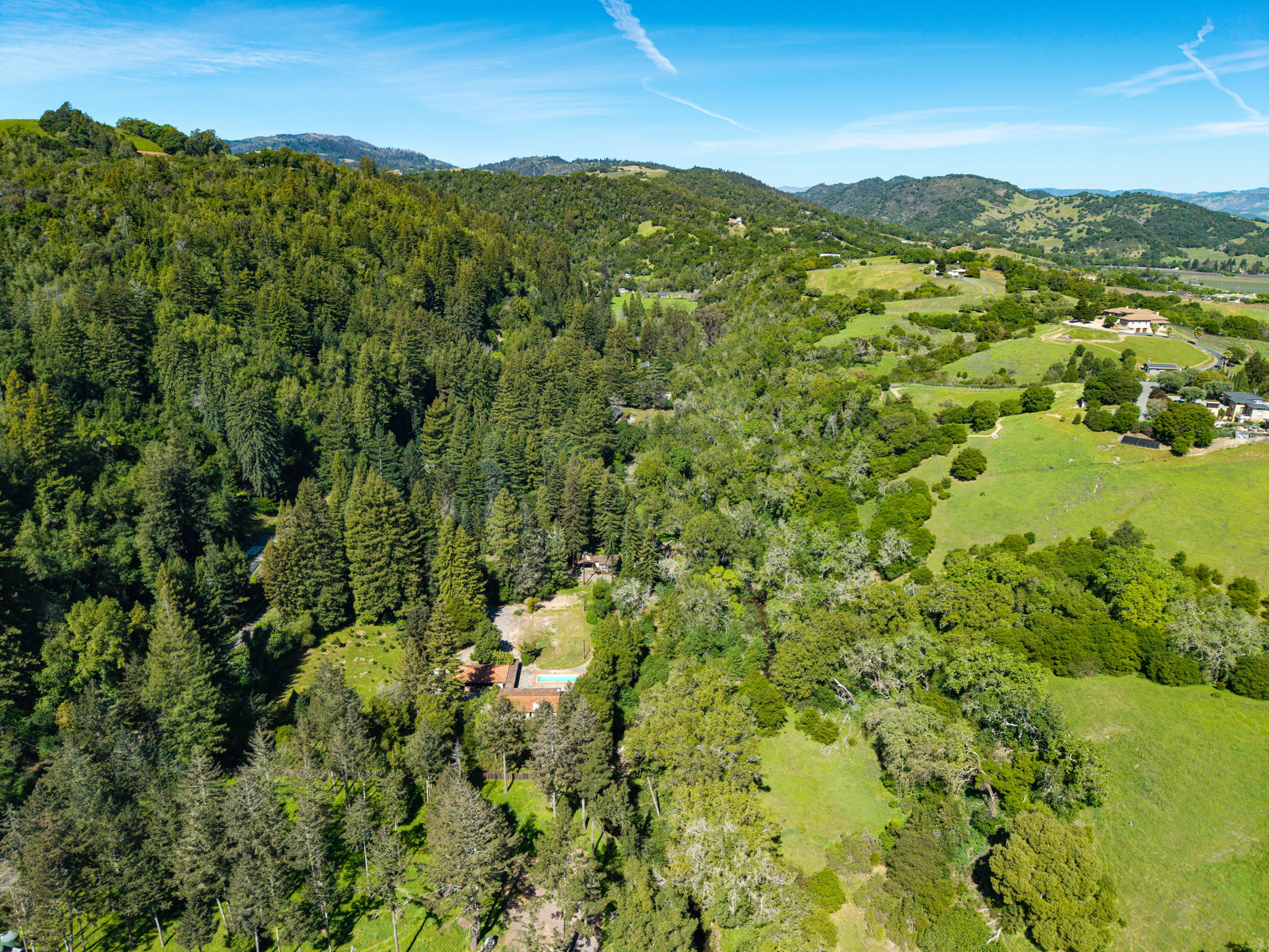  3320 Redwood Road - 物件實景