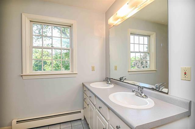 Bow, New Hampshire, 03304, United States, 4 Bedrooms Bedrooms, ,3 BathroomsBathrooms,Residential,For Sale,1900583