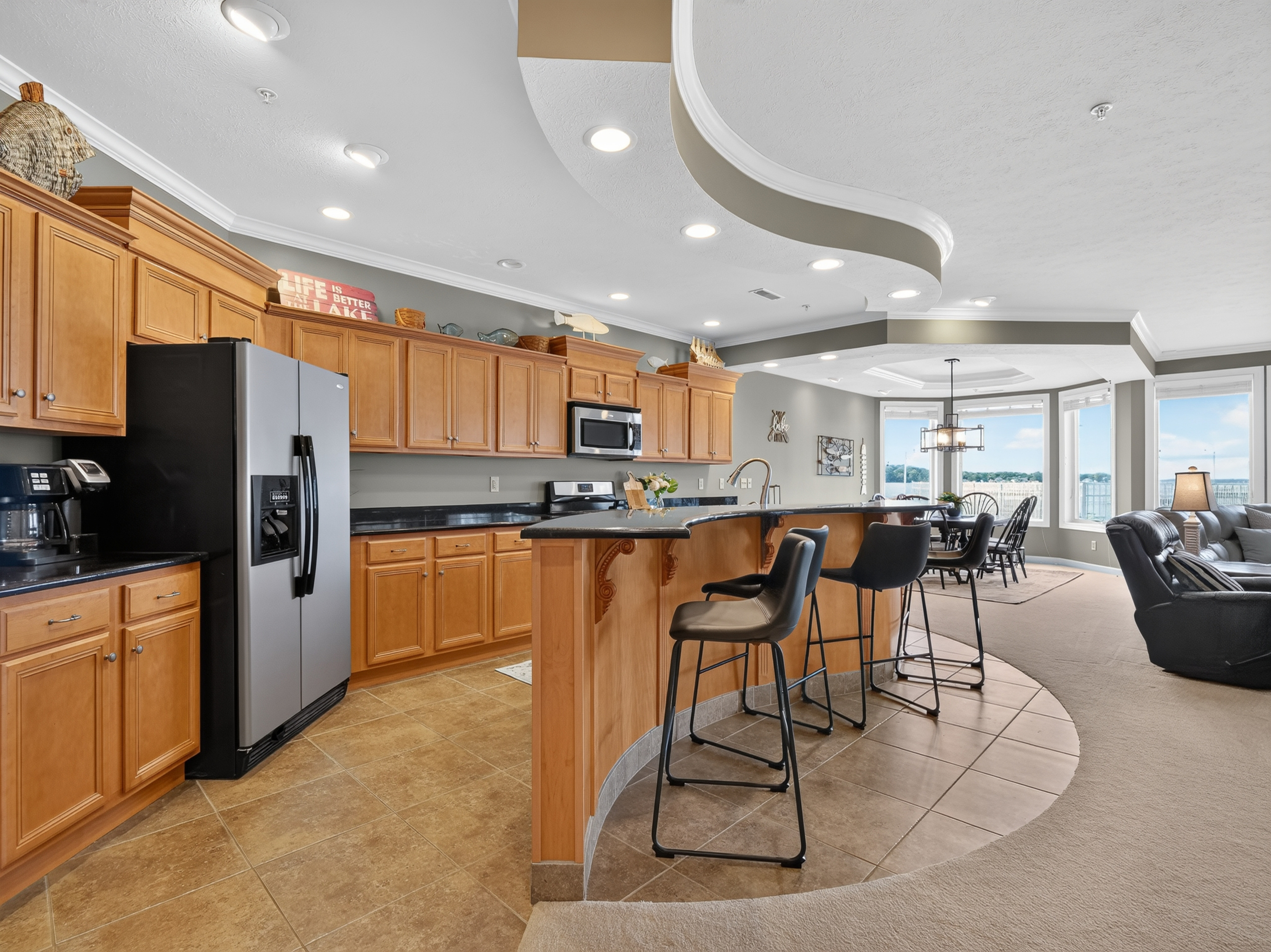  Ground Floor Condo with Sunset Lake Views - 物件實景