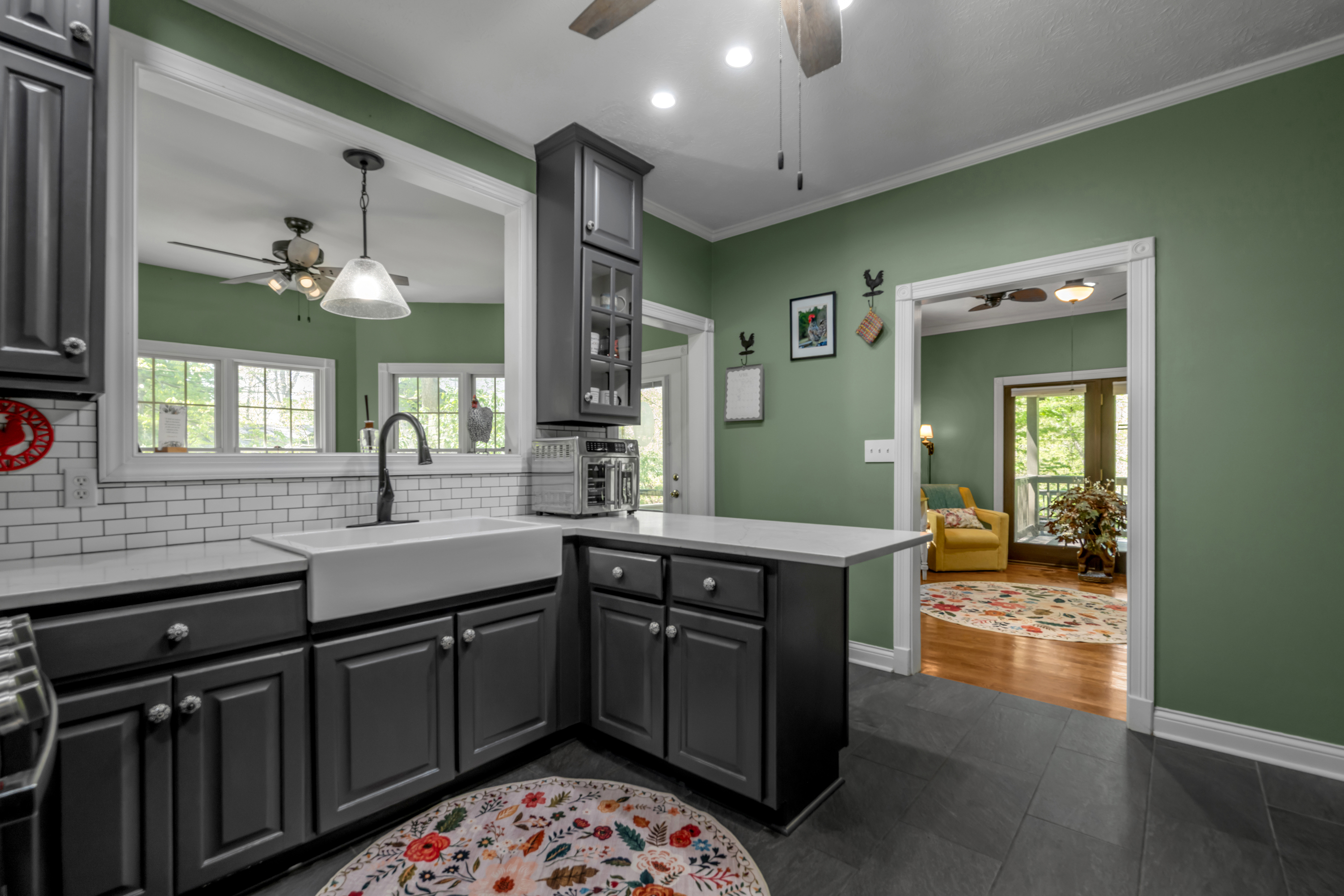  186 Hunter Drive - 物件實景