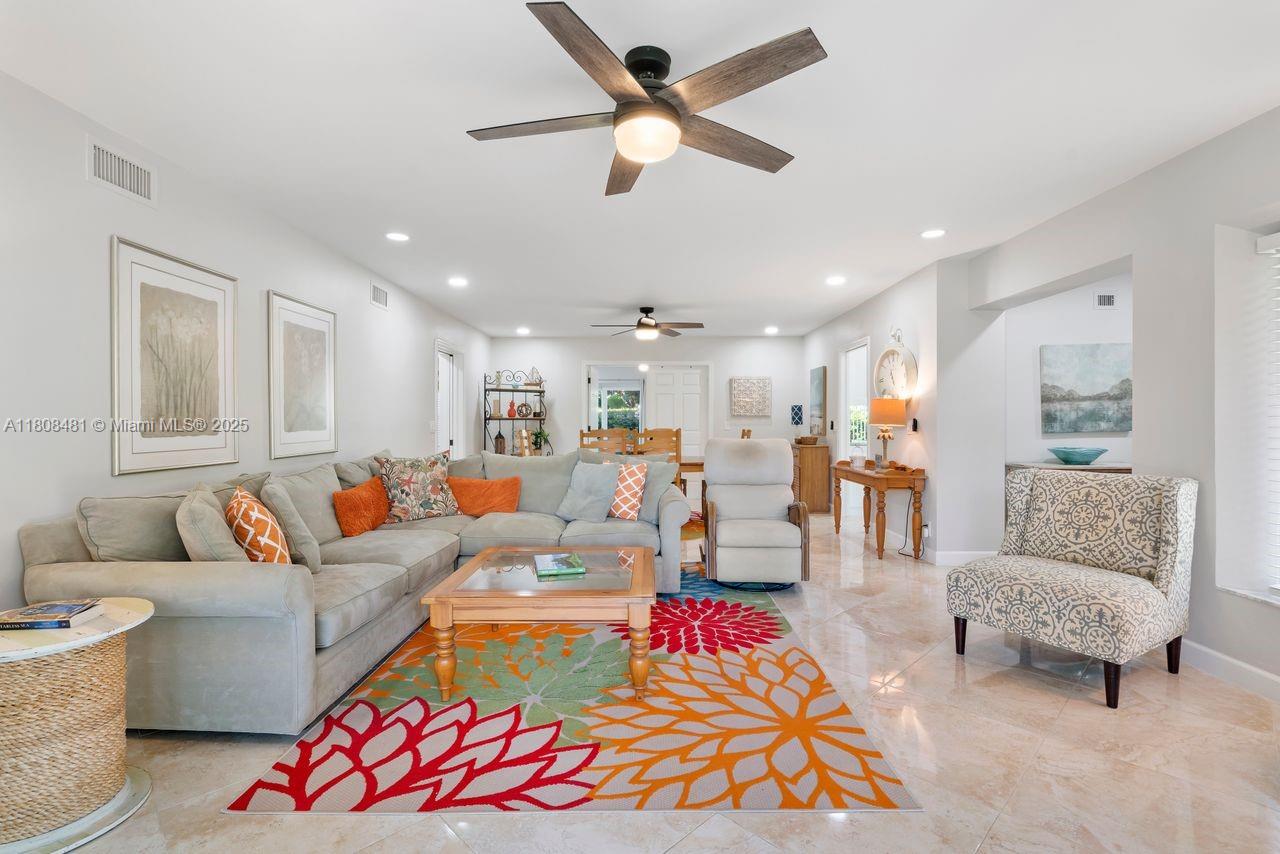 Jupiter, Florida, 33477, United States, 3 Bedrooms Bedrooms, ,2 BathroomsBathrooms,Residential,For Sale,1827227