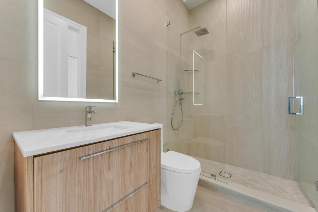 Delray Beach, Florida, 33444, United States, 4 Bedrooms Bedrooms, ,5 BathroomsBathrooms,Residential,For Sale,1974503