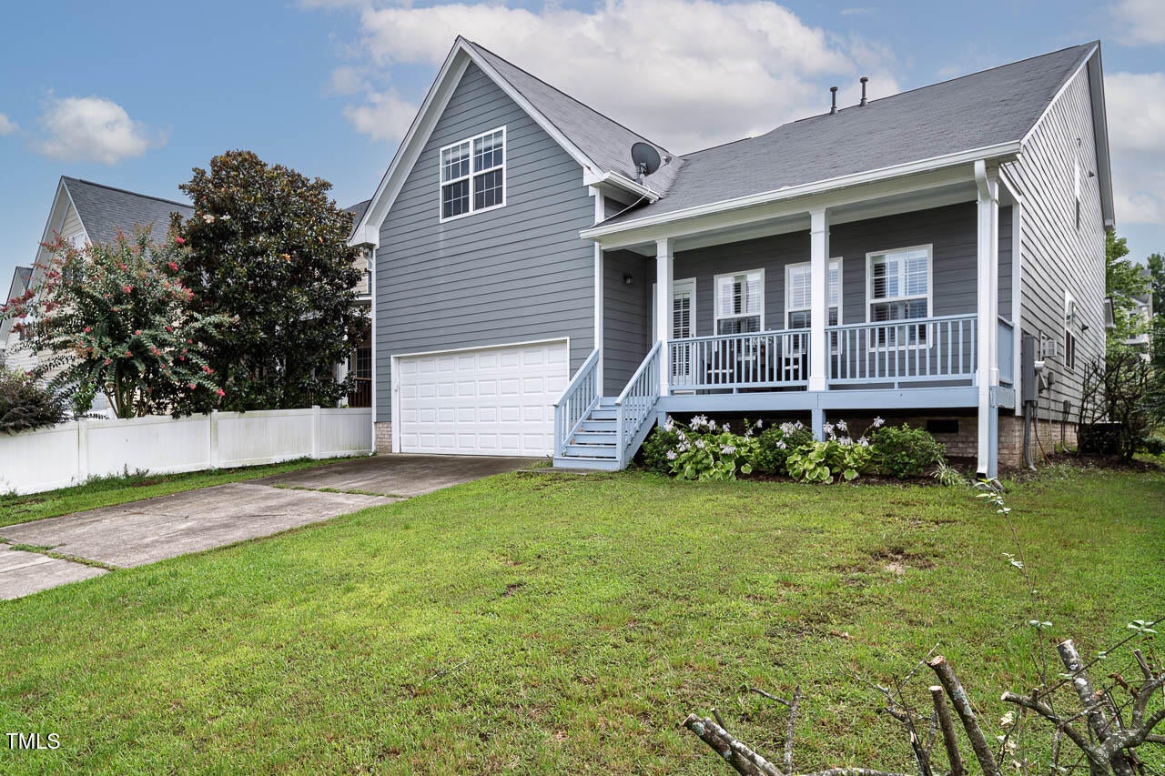 Cary, North Carolina, 27519, United States, 5 Bedrooms Bedrooms, ,3 BathroomsBathrooms,Residential,For Sale,1918734