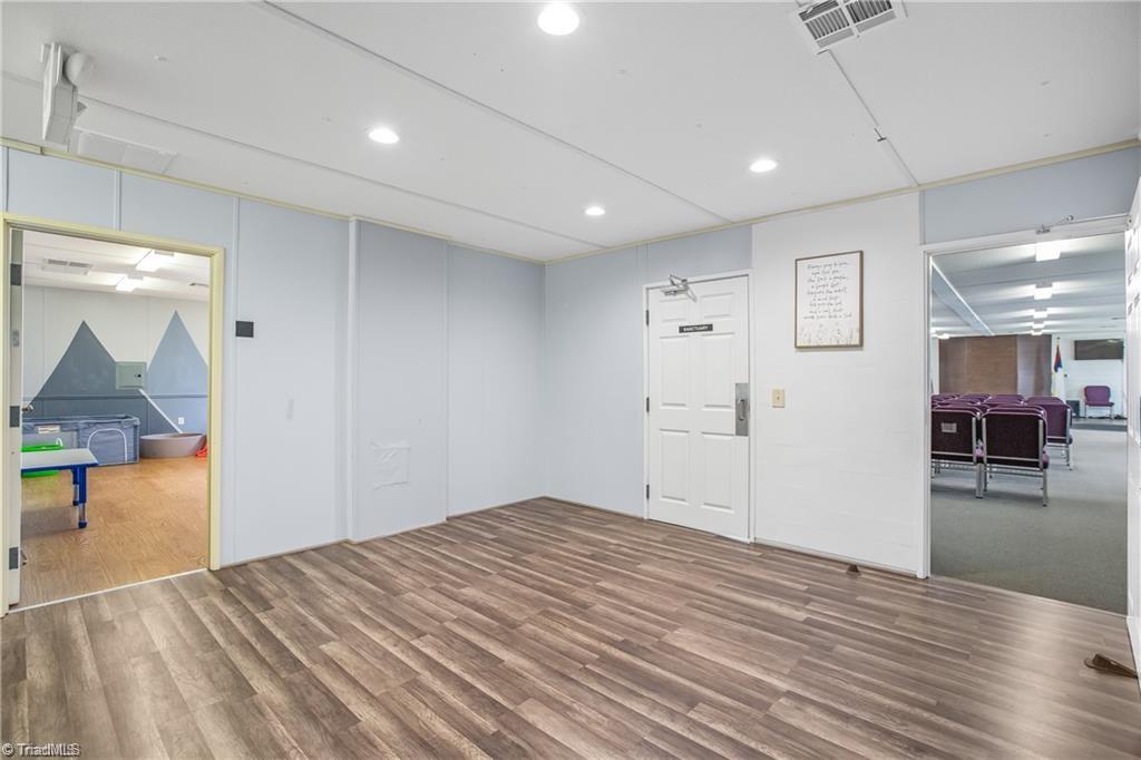 King, North Carolina, 27021, United States, ,Residential,For Sale,1941674