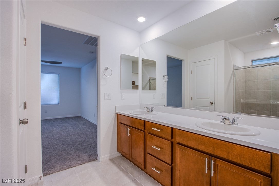 Las Vegas, Nevada, 89141, United States, 5 Bedrooms Bedrooms, ,3 BathroomsBathrooms,Residential,For Sale,1978122