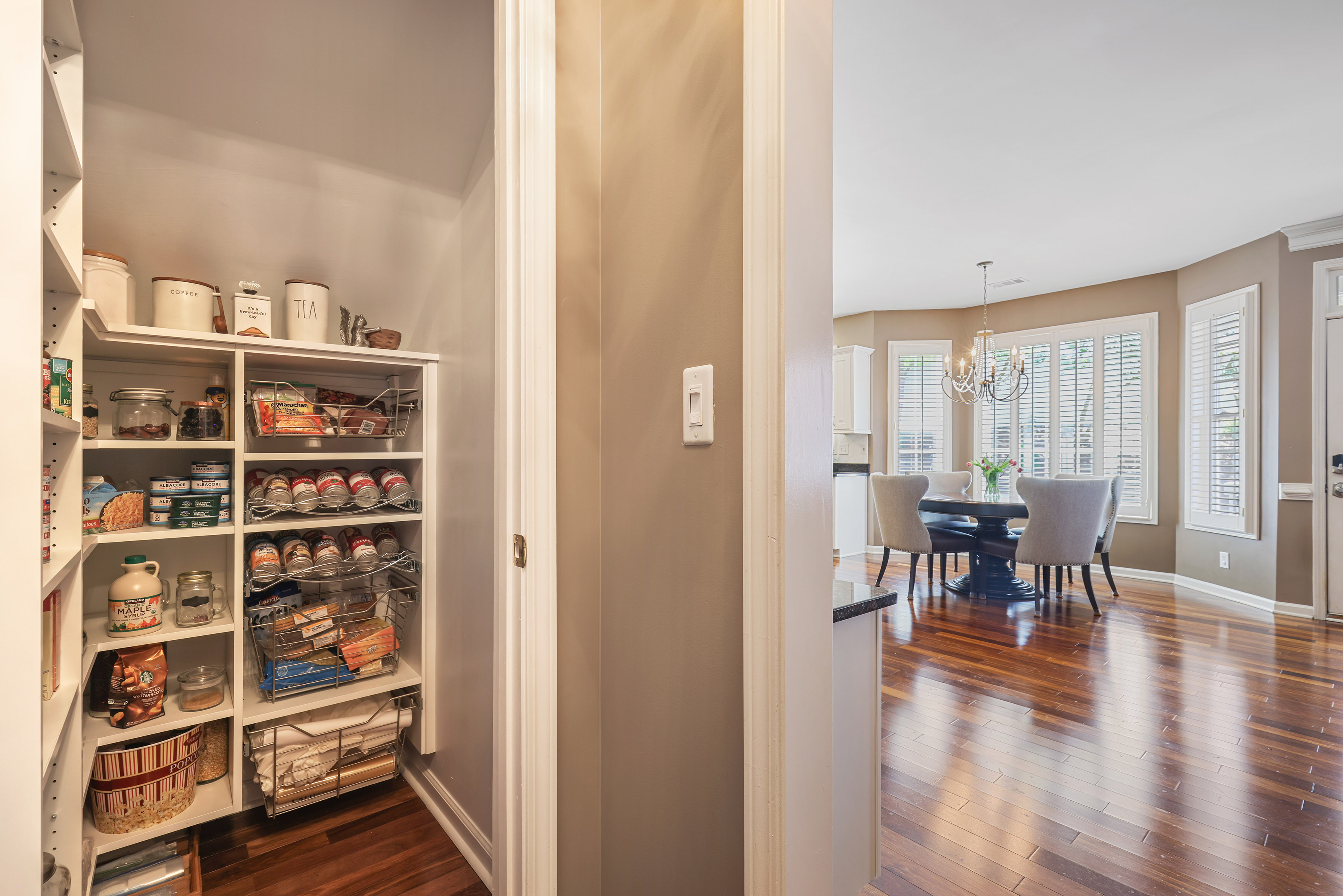  Immaculate and Move-In Ready Home - 物件實景